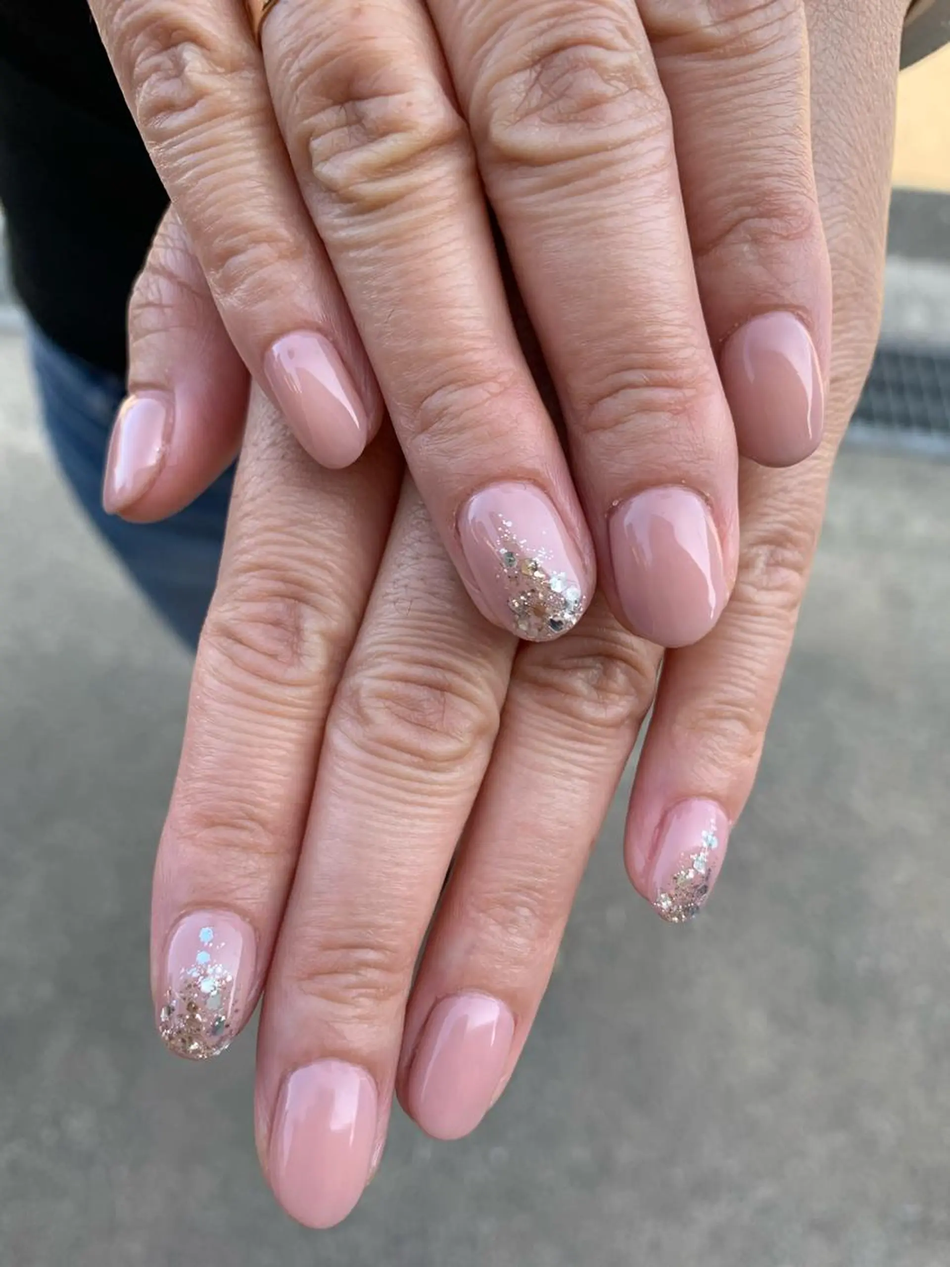 ネイル ハンドネイル 大崎 奈々のネイルデザイン