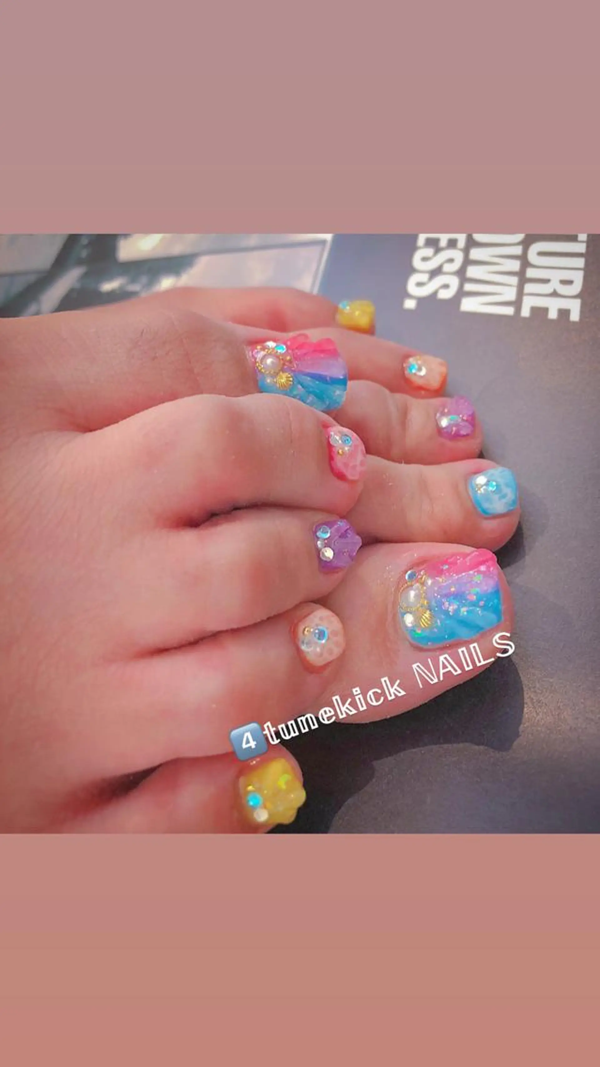 ネイル 4tunekick NAILS(フォーチュンキックネイルズ)所属・光森 淳子のネイルデザイン