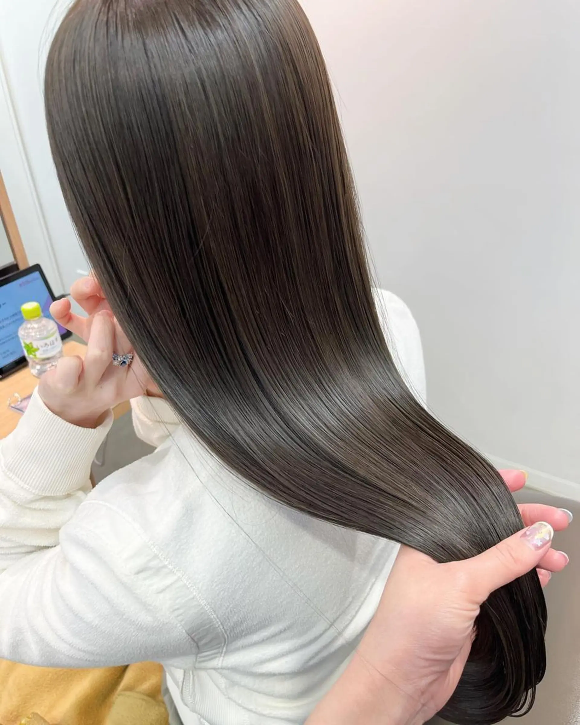 ミディアム くせ毛 伸ばしかけ 髪質改善 ヨシンモリ 韓国風ヘア 韓国/髪質改善💘 櫻井かれんのヘアスタイル