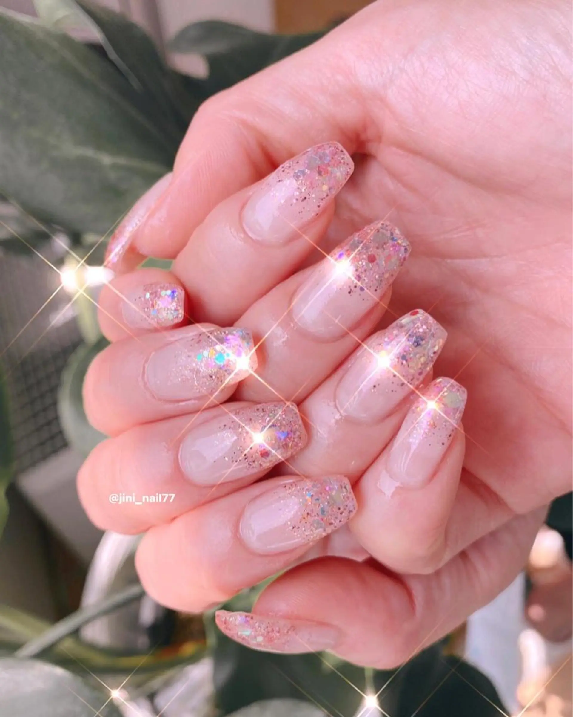 ネイル JINI NAIL所属・ジニ ネイルのネイルデザイン