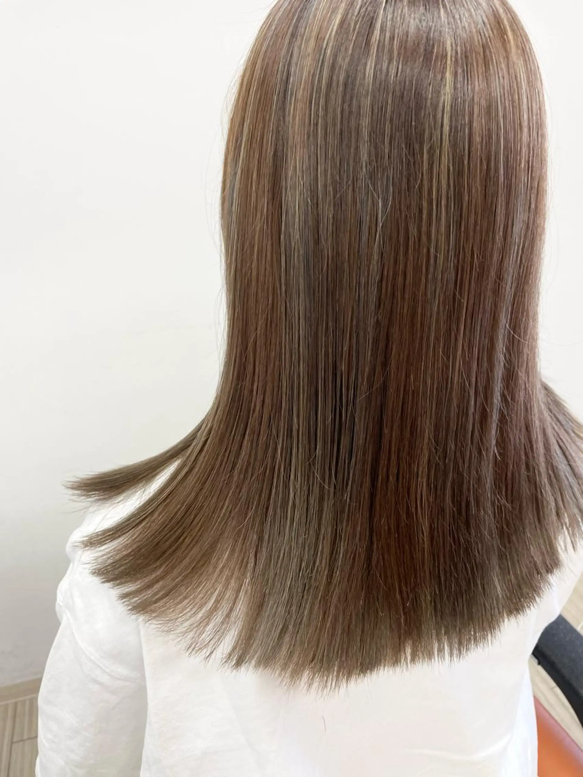 セミロング AKI💛 すみれの眉毛・アイブロウイメージ