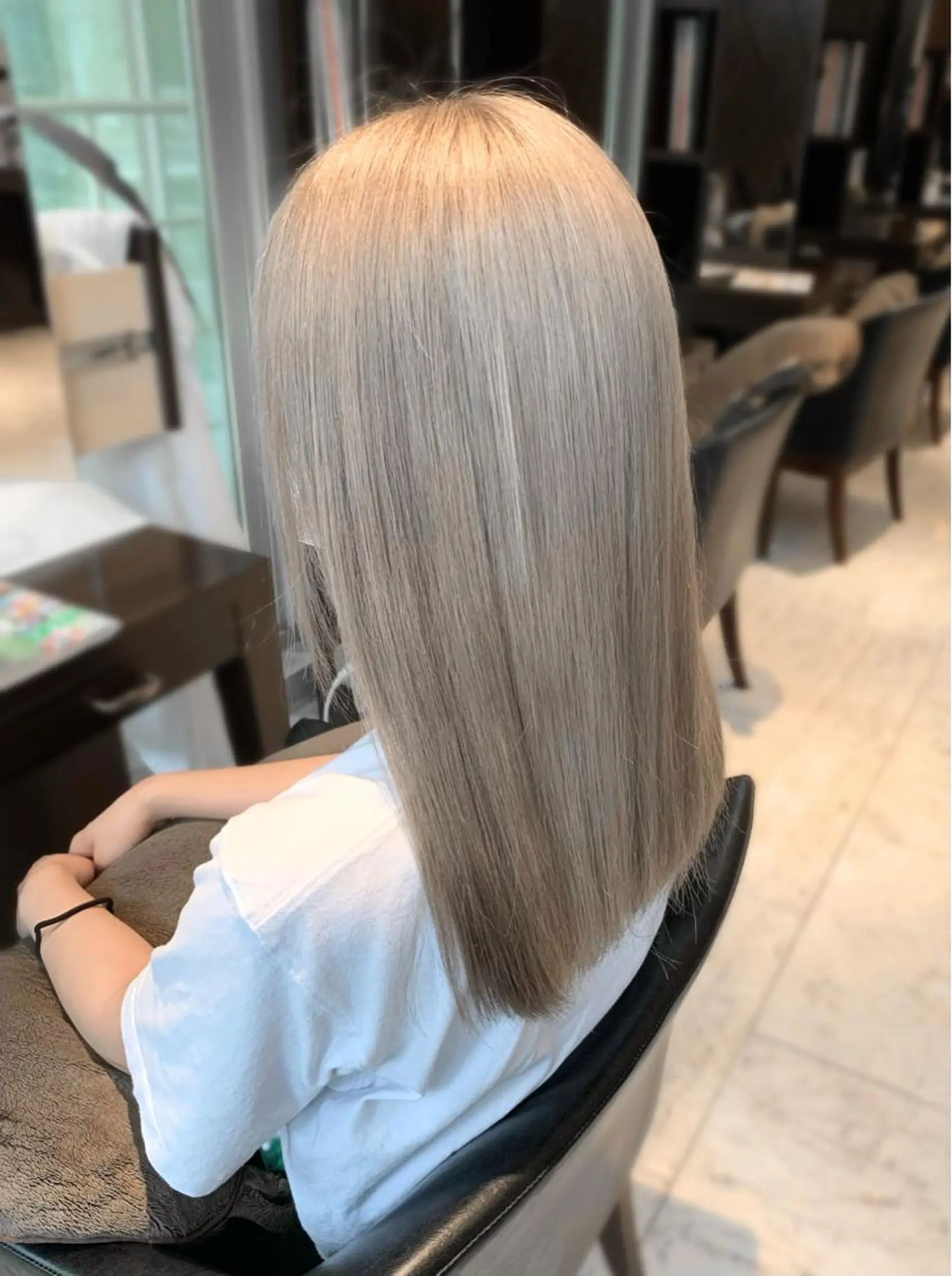 ロング カラー ベージュカラー ホワイトベージュ メンズ専門　井藤 雅也のヘアスタイル