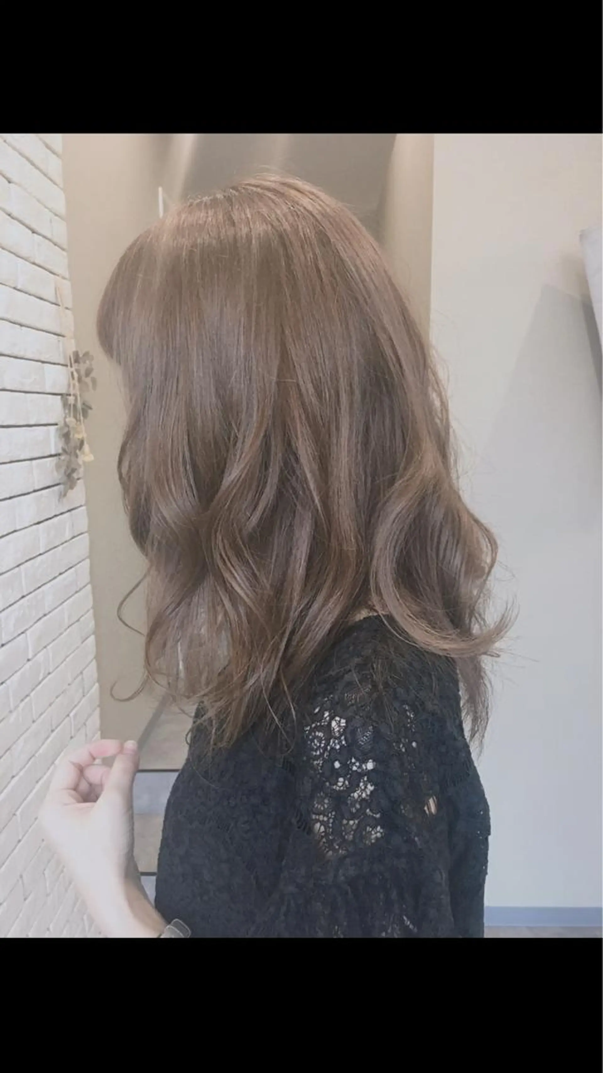 セミロング mare所属・＊＊＊ natsumiのヘアスタイル