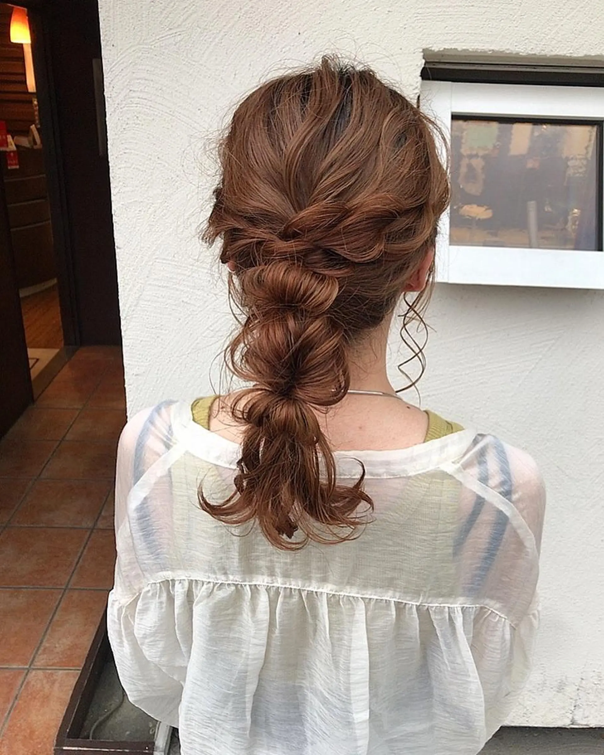 セミロング ヘアアレンジ 林 瑠夏のヘアスタイル