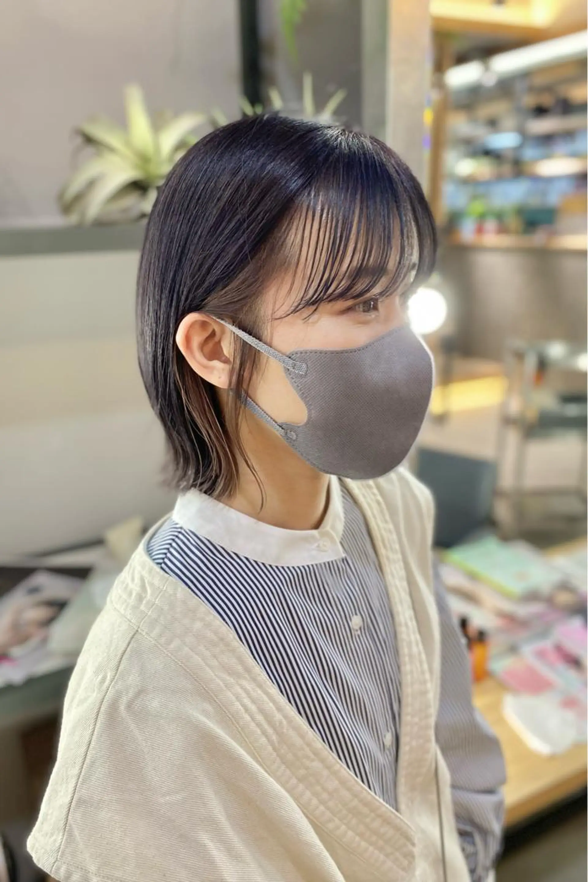 ミディアム カラー 菊地 紗矢のヘアスタイル