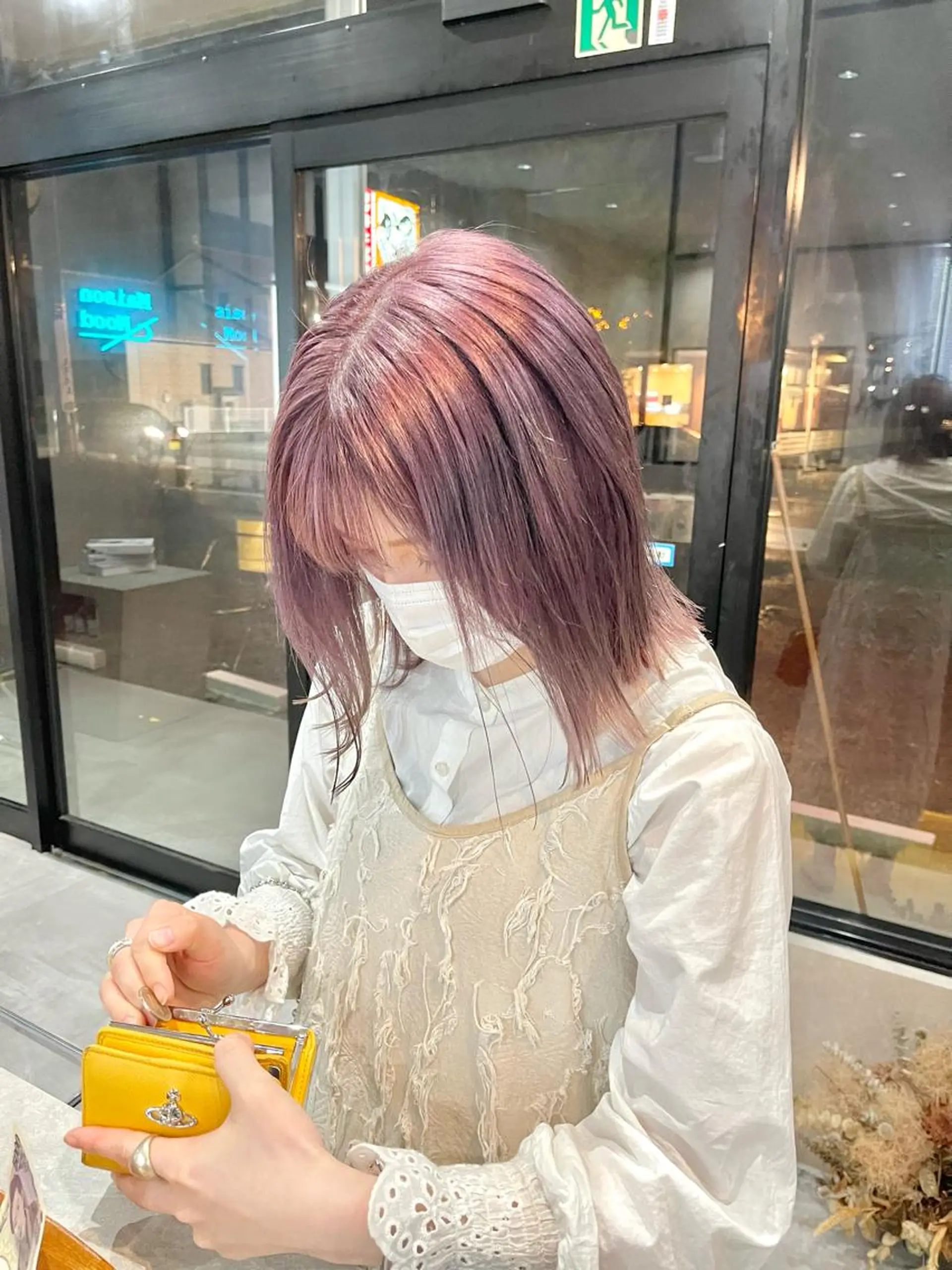 ミディアム カラー カット ヘアカラー トリートメント mood tatemachiのヘアスタイル