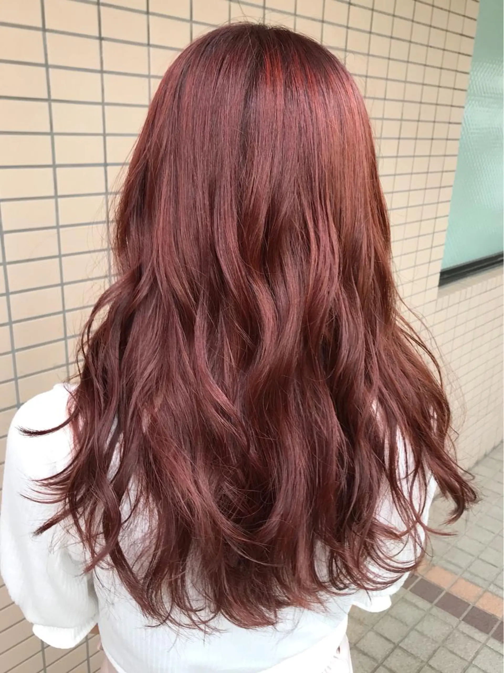 ロング カラー ブリーチ ブリーチなしカラー ピンクカラー 赤み消し韓国ヘア レイヤー縮毛🤍渡邉のヘアスタイル