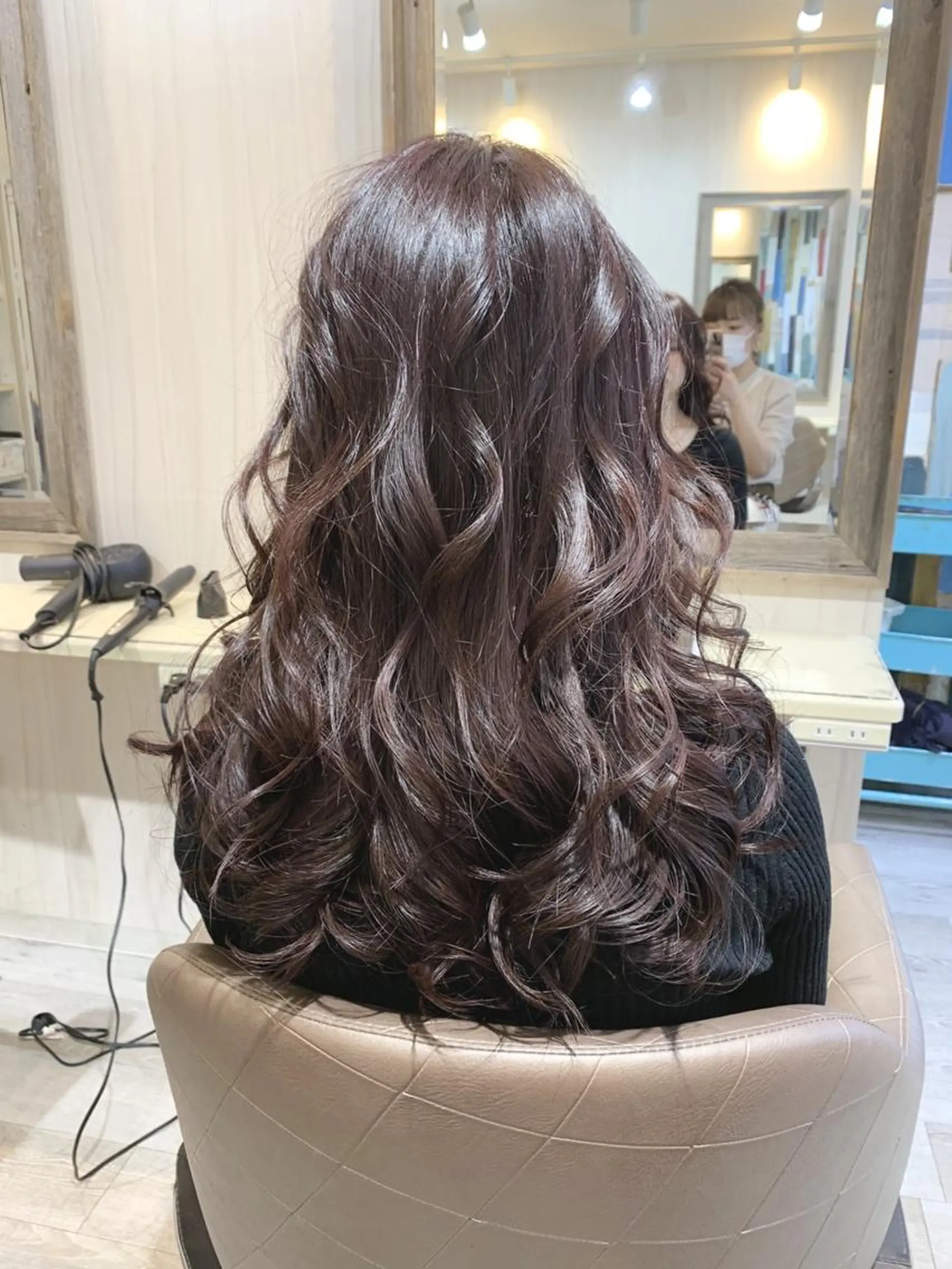 ミディアム カラー カット パーマ 嶋村夏実🌼レイヤー 🌸白髪ぼかしのヘアスタイル