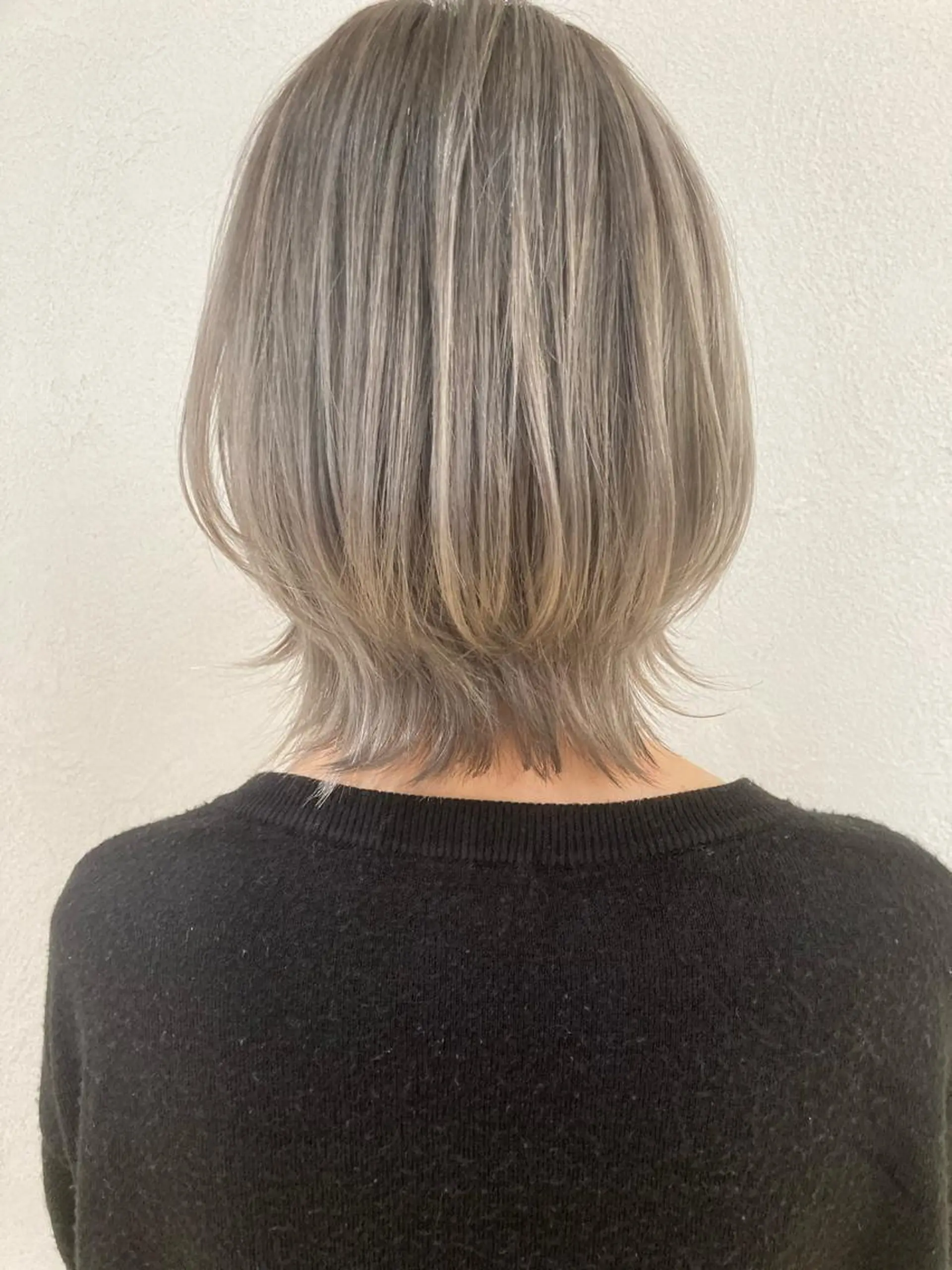 カラー グラデーションカラー ハイトーンカラー GOTODAY シェアサロン梅田NU茶屋町店所属・髪質改善/艶カラー 縮毛矯正/みほのヘアスタイル