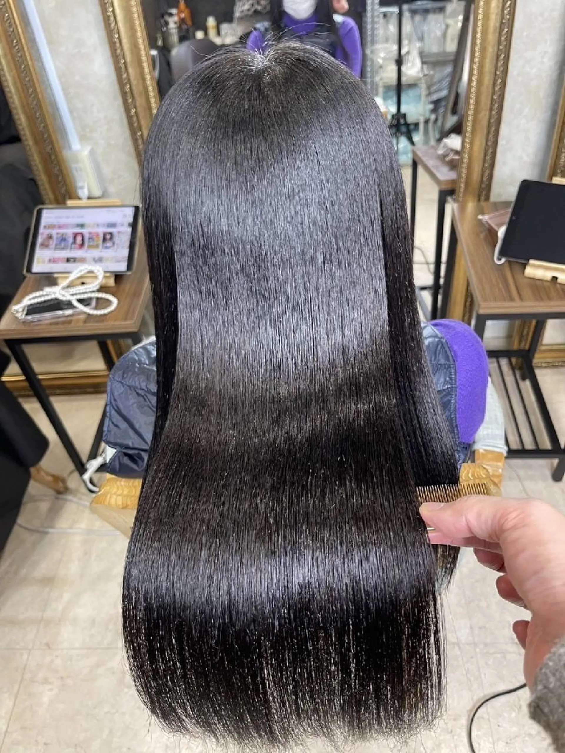 ロング カラー カット ヘアカラー トリートメント AnFye une qatllのヘアスタイル