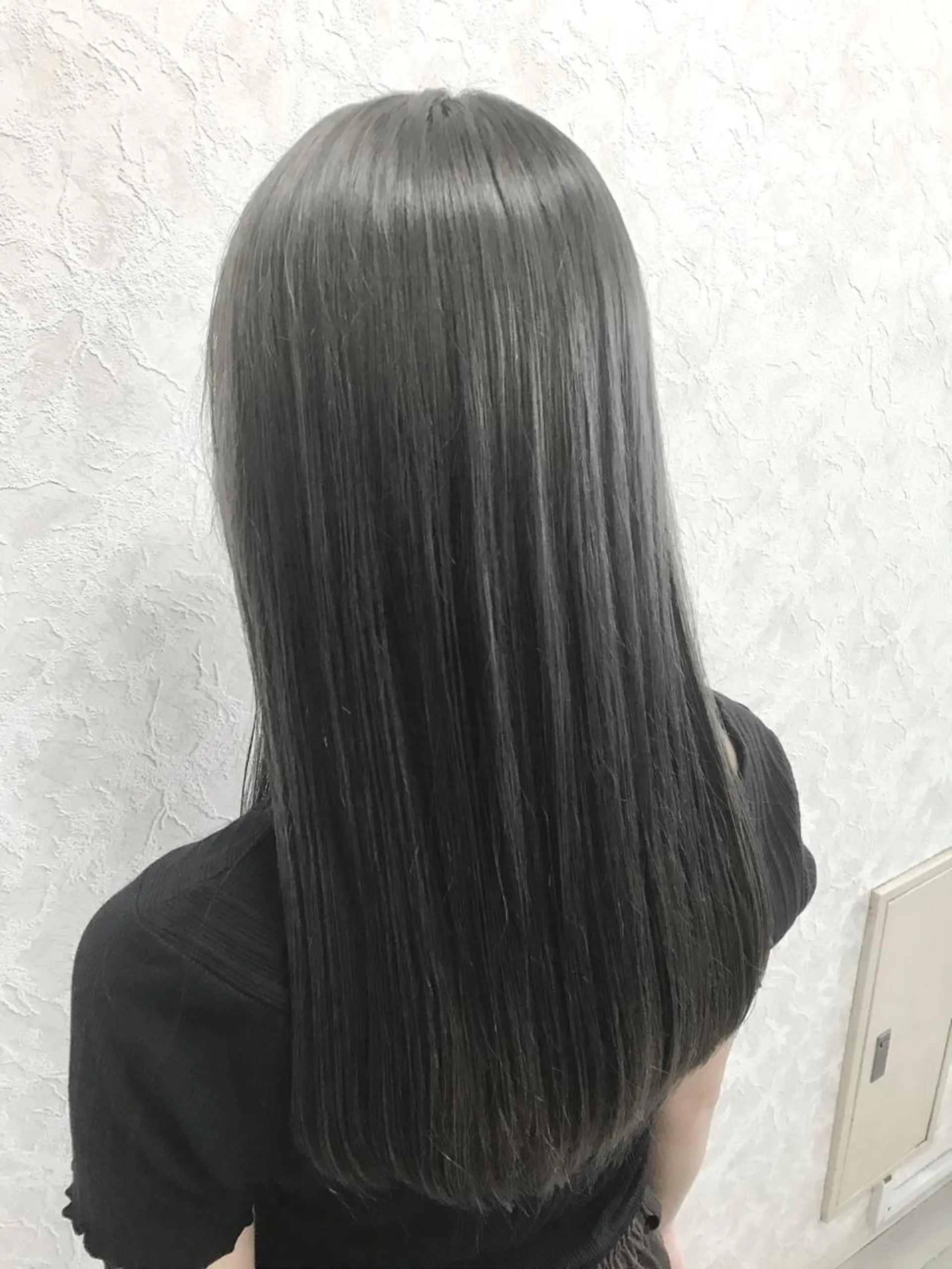 セミロング カラー 透明感カラー グレージュ ハイトーンカラー カット ヘアカラー トリートメント ブリーチ/髪質改善/ レイヤー/YUTO‎のヘアスタイル