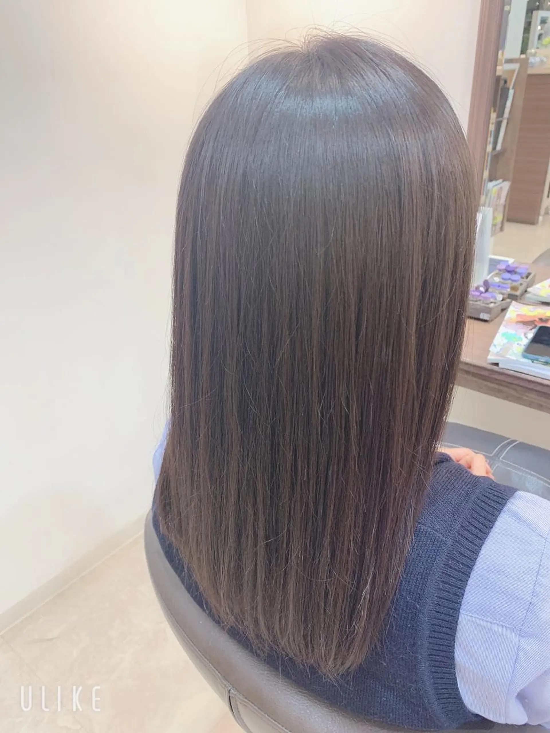 セミロング パーマ ecru🕊️堀内 眞帆のヘアスタイル