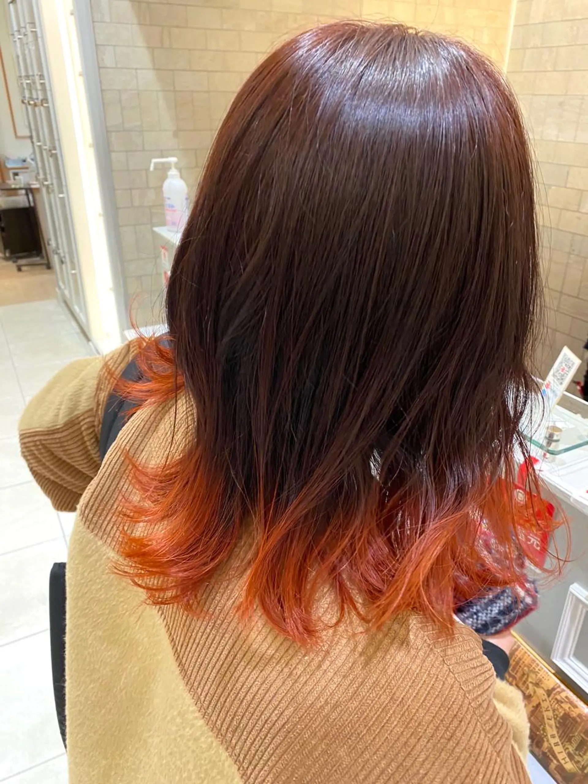 ミディアム カラー ブリーチ オレンジ カット ヘアカラー 韓国ヘア🇰🇷 トヨキトキコのヘアスタイル