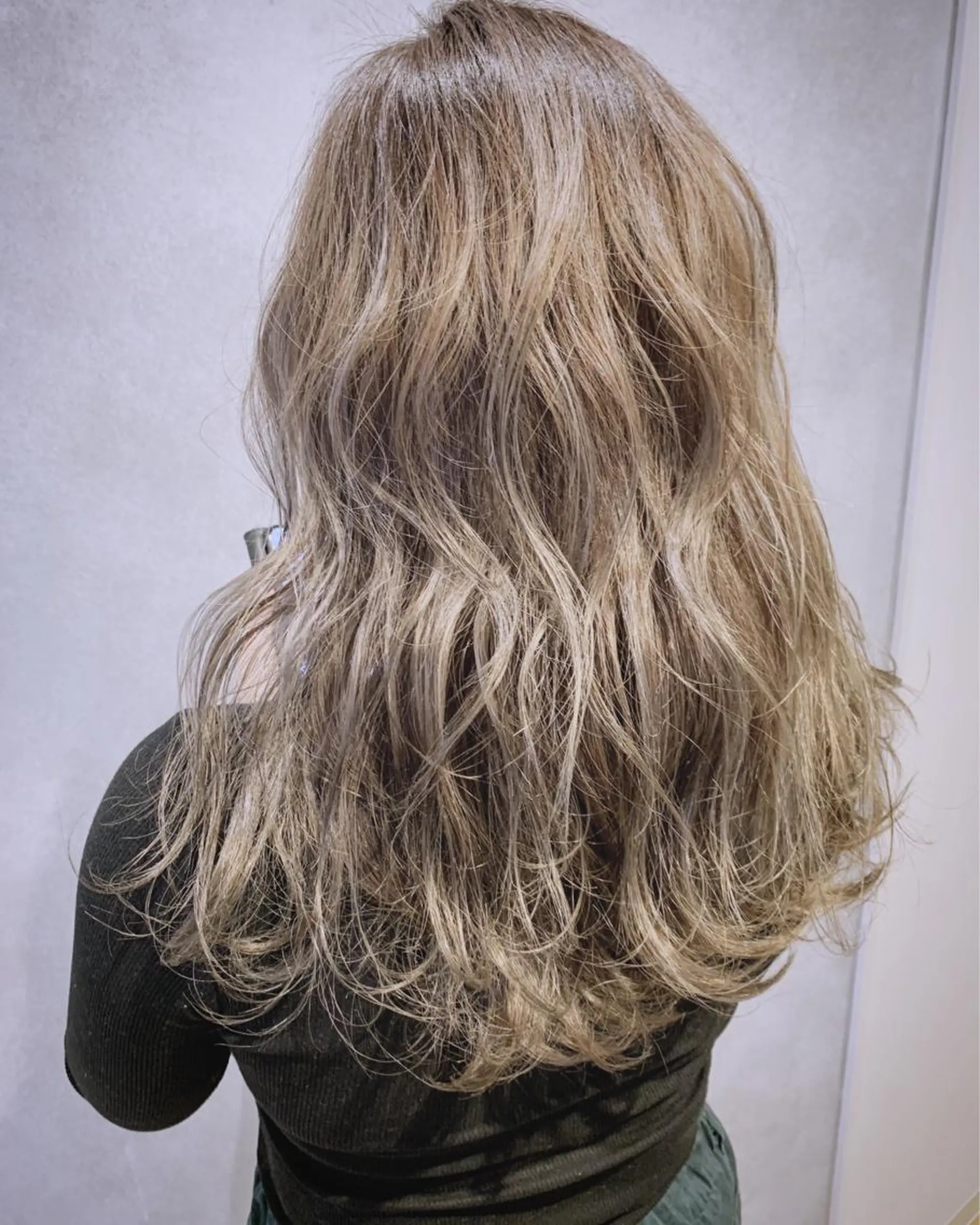 ミディアム 外国人風カラー 森田 尚貴のヘアスタイル