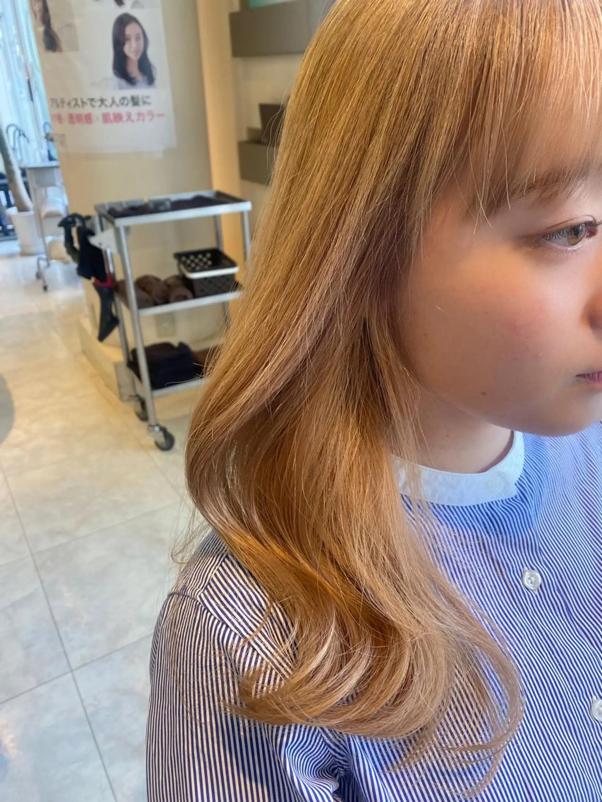 ロング カット ヘアカラー 岡田 奈々のヘアスタイル
