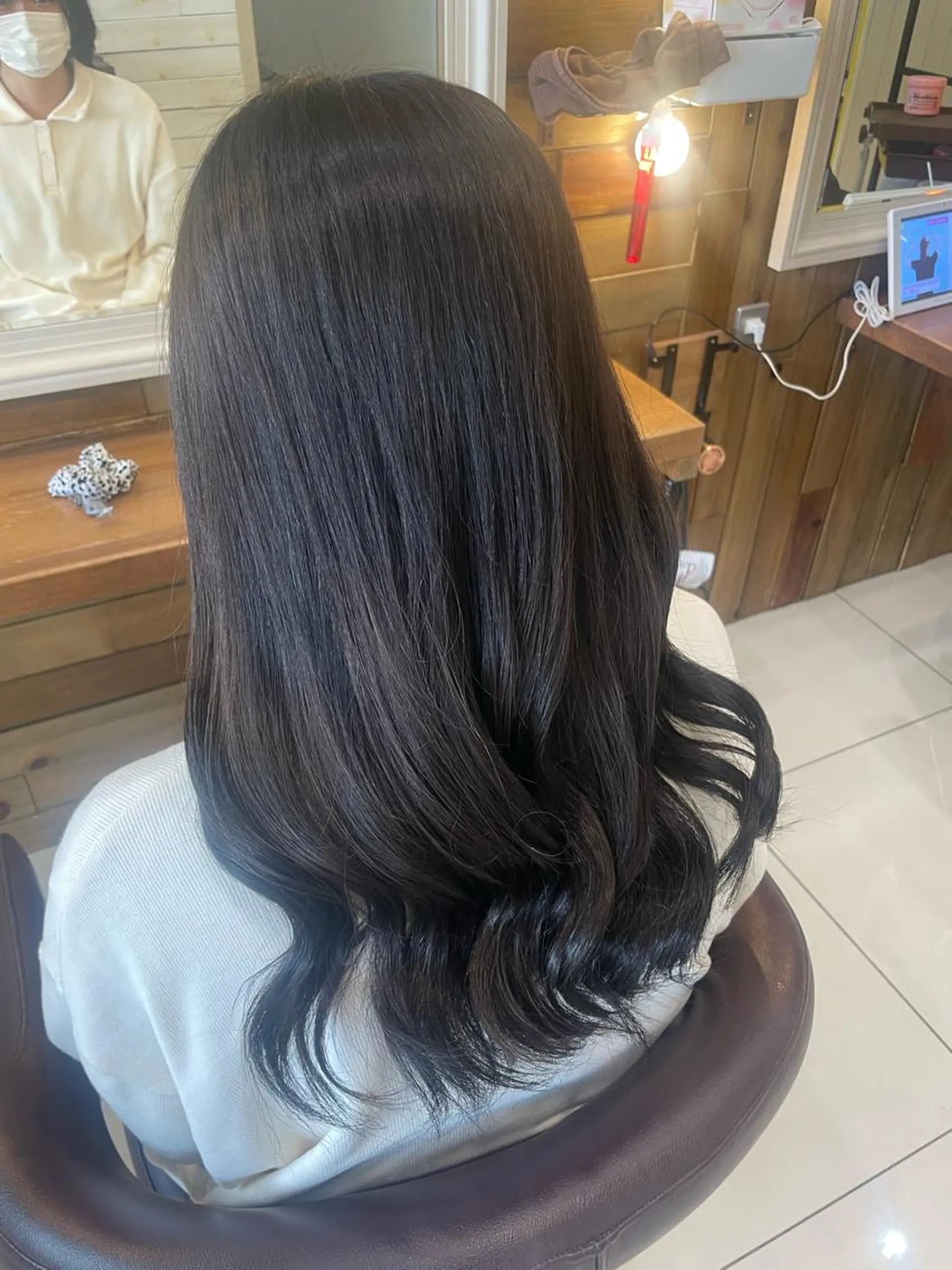 ロング 韓国カラー／エクステ 松戸梨杏のヘアスタイル