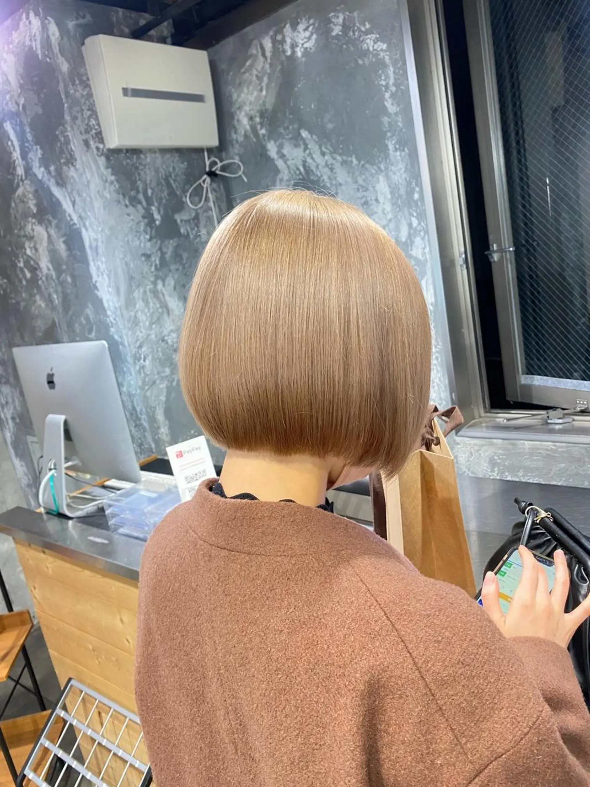 ミディアム カラー EGO所属・EGO Top stylistのヘアスタイル