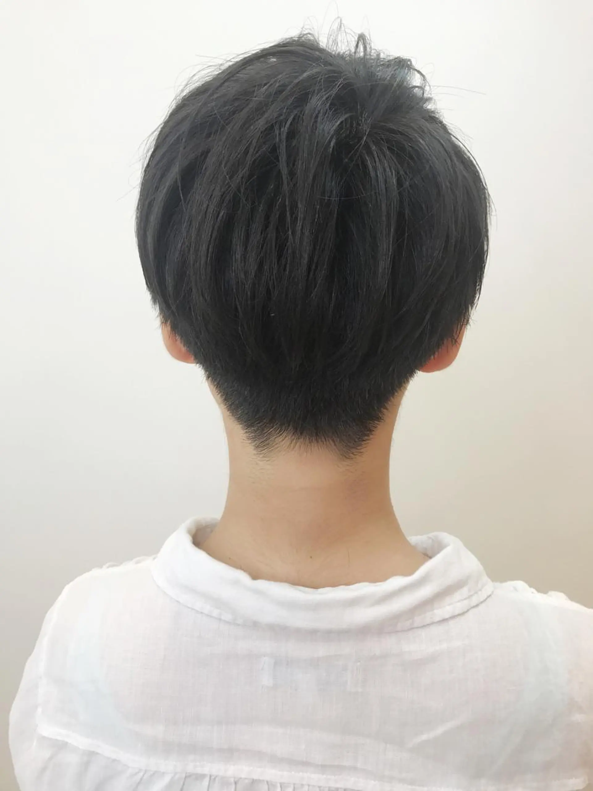 ショート 湯浅 了一のヘアスタイル