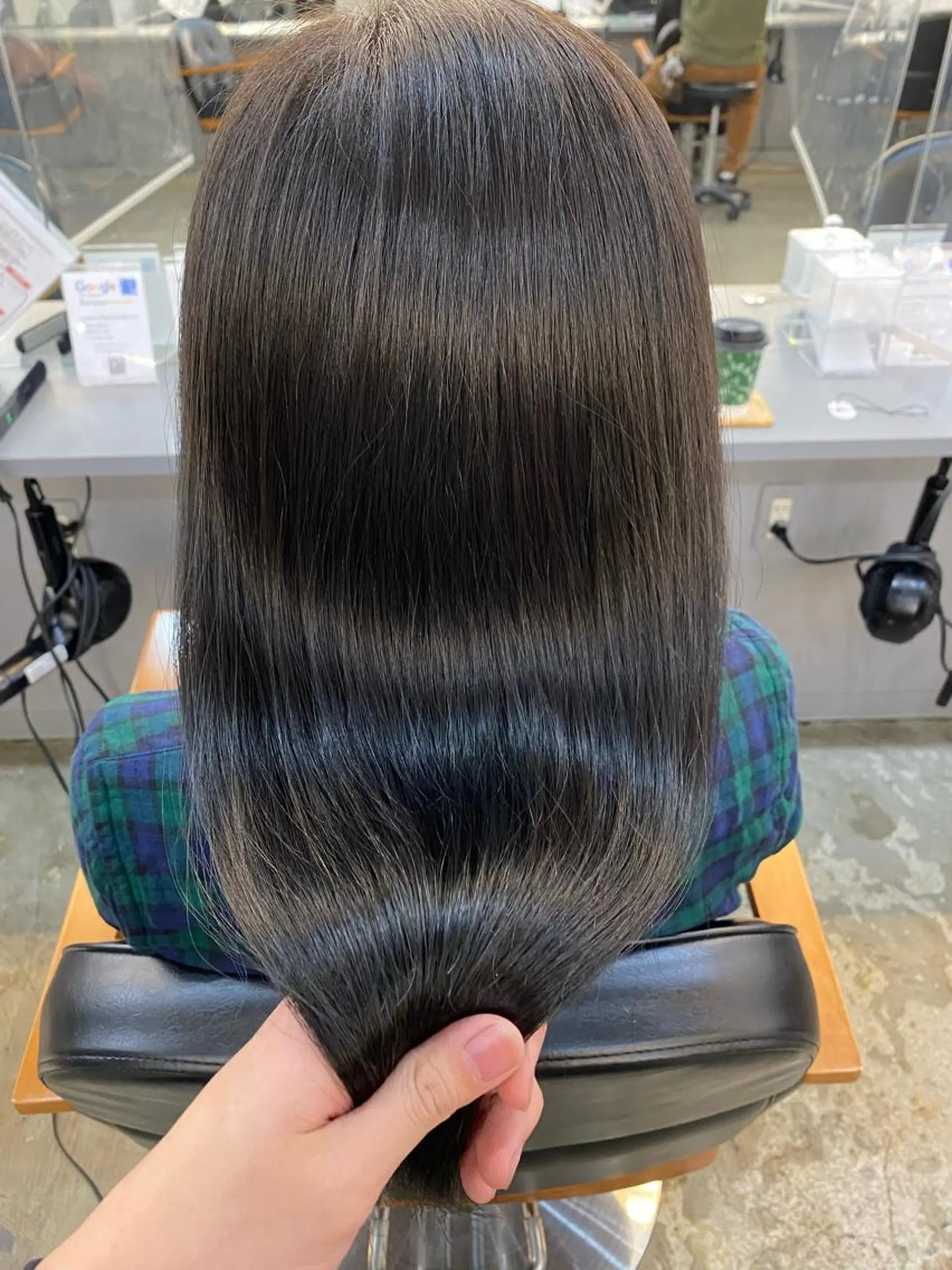 ロング アッシュ 髪質改善 ✂韓国レイヤー 🦋みやび🪽のヘアスタイル