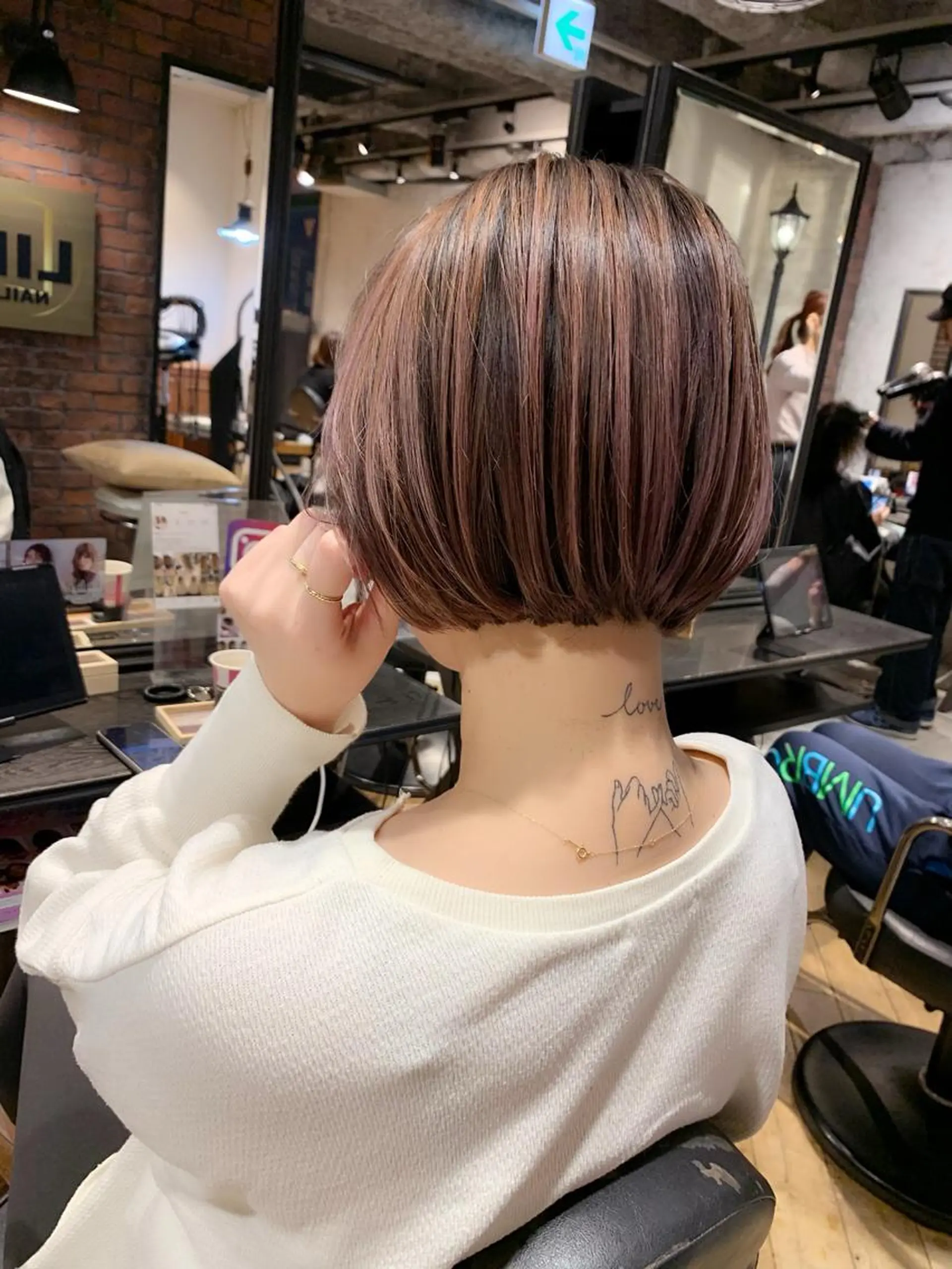 ショート ハイライト レイヤーカット カット ヘアカラー トリートメント 田中 聖也のヘアスタイル