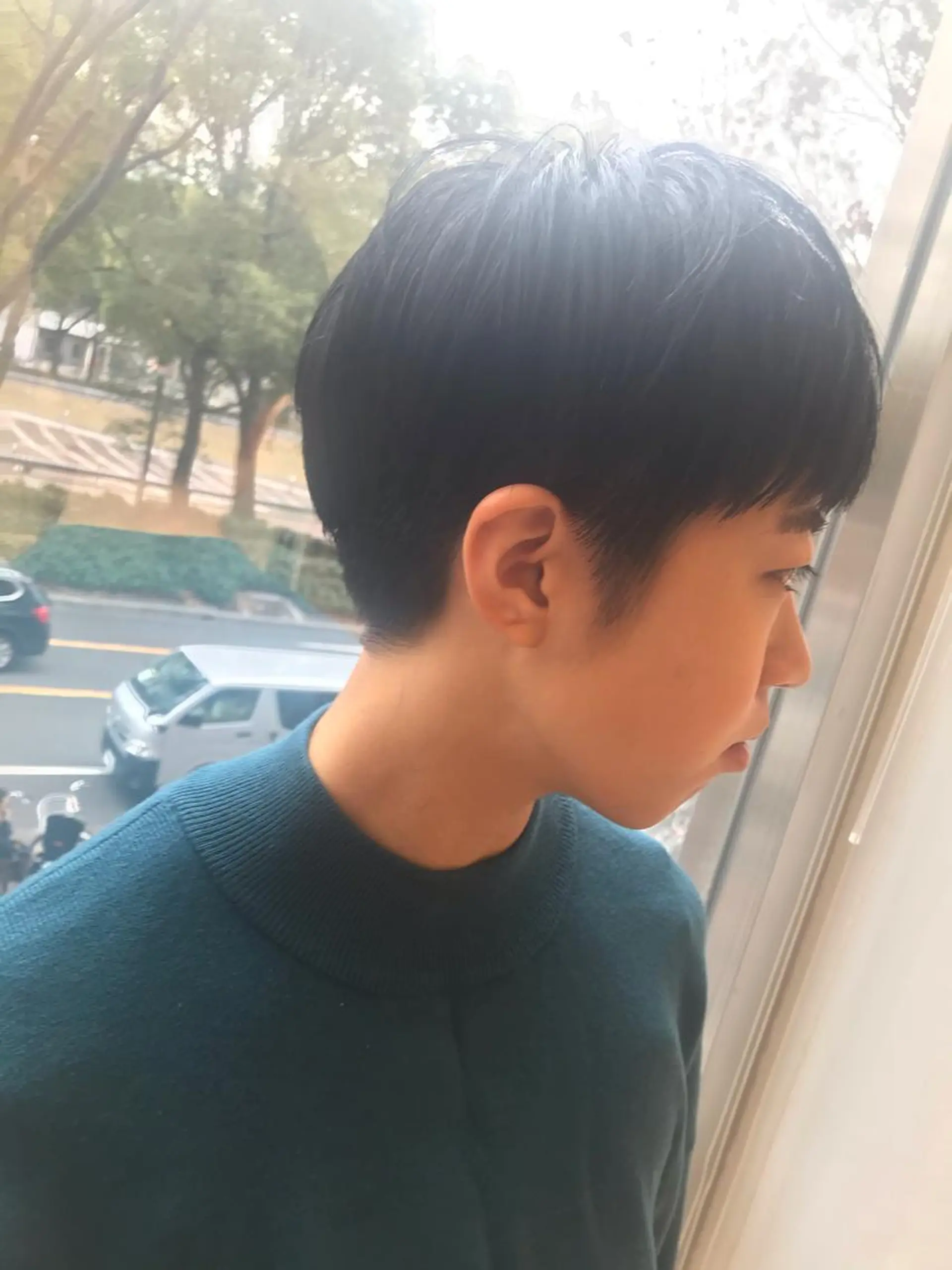 ショート ショートヘア ブリーチ/レイヤー 🌻Mutsumiのヘアスタイル