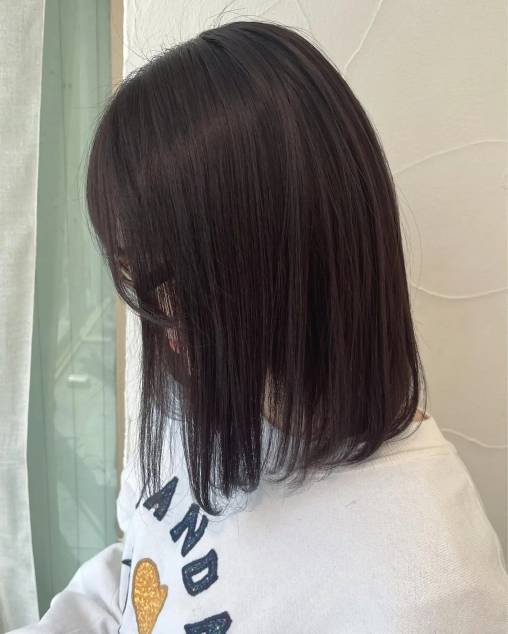 ミディアム 石井 歩奈のヘアスタイル