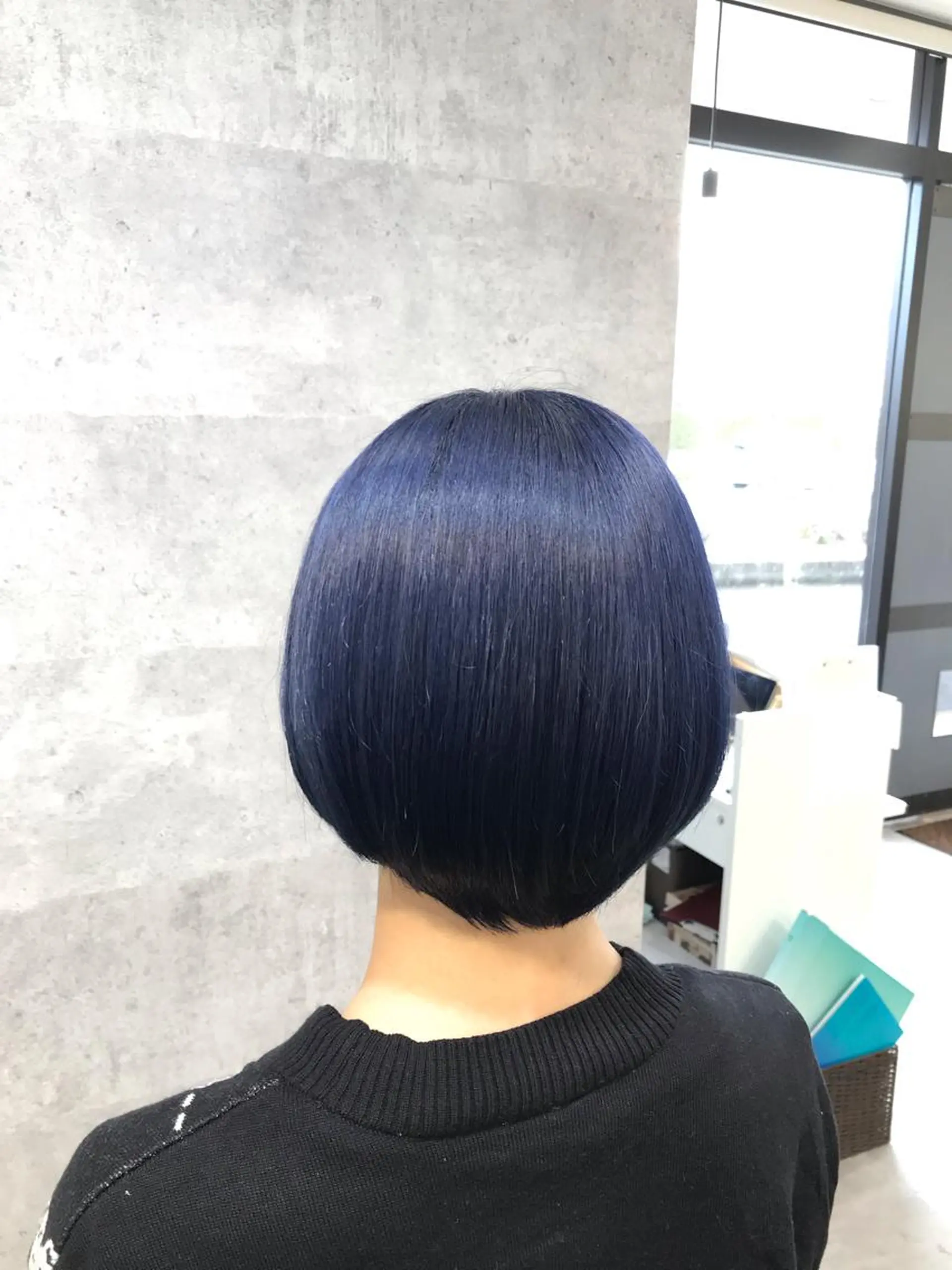 カラー ブルーカラー 山本 咲貴のヘアスタイル