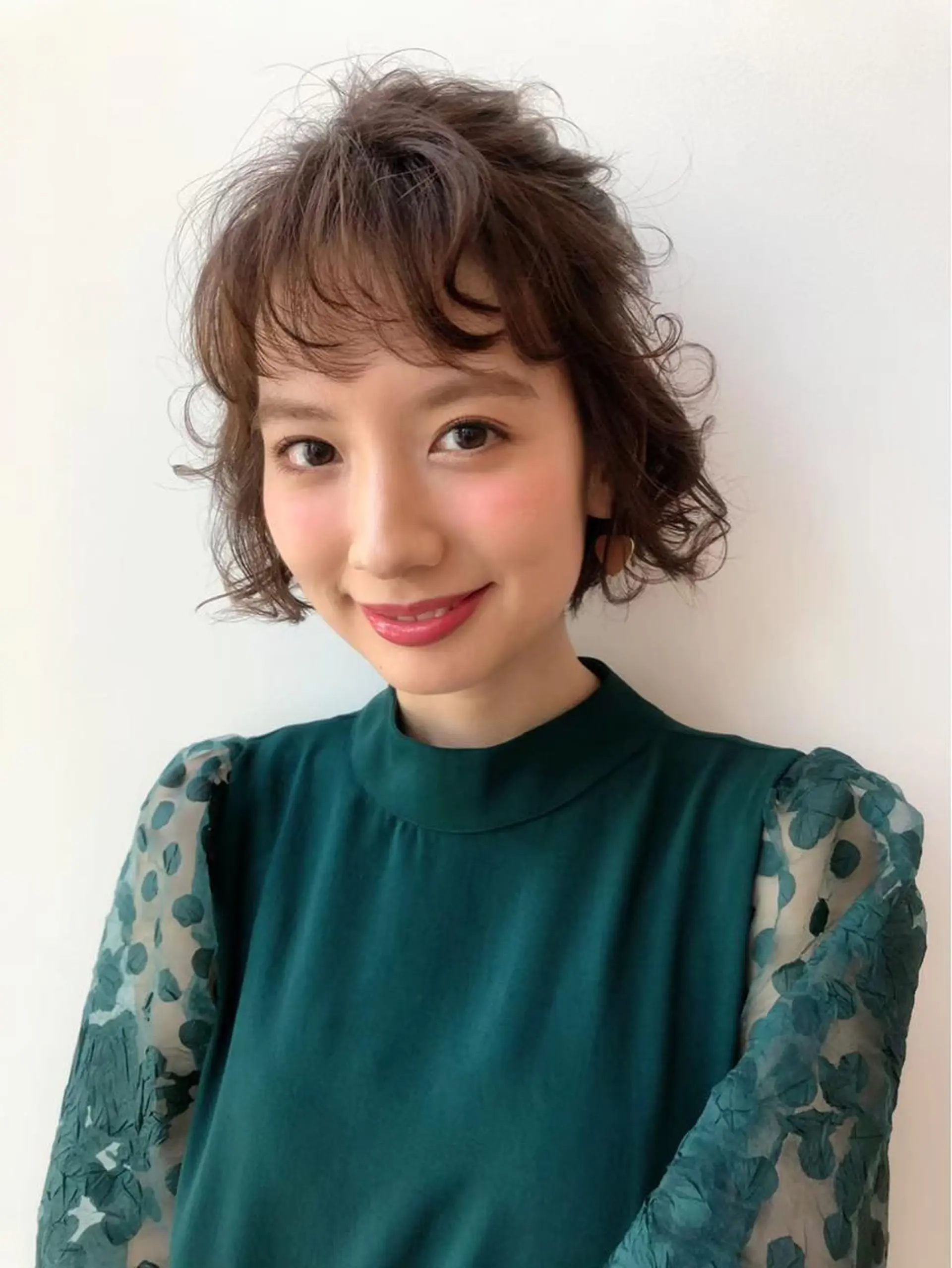 ミディアム カラー ヘアアレンジ HairSignature所属・ブリーチ指名神戸 No.1美容師RENのヘアスタイル