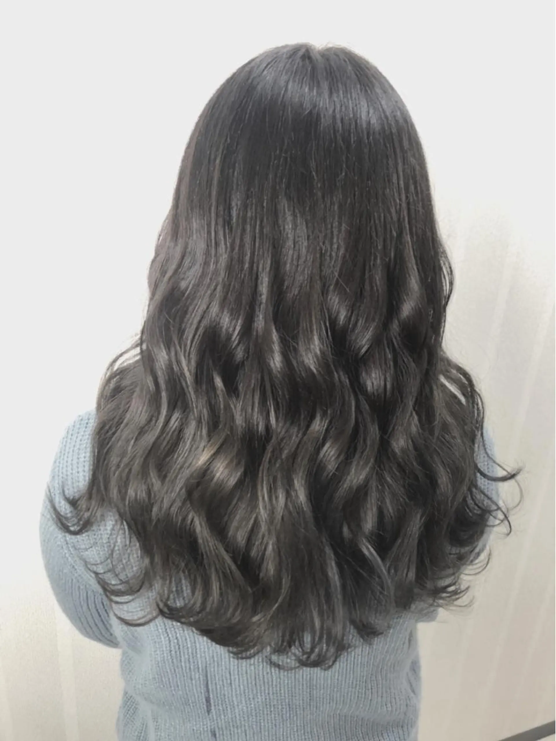 ロング カラー アディクシーカラー ブリーチ ダークグレー ダークグレージュ グレージュ SOY-KUFU高田馬場所属・似合わせ💓艶髪💓 暖色💗加藤あゆみのヘアスタイル