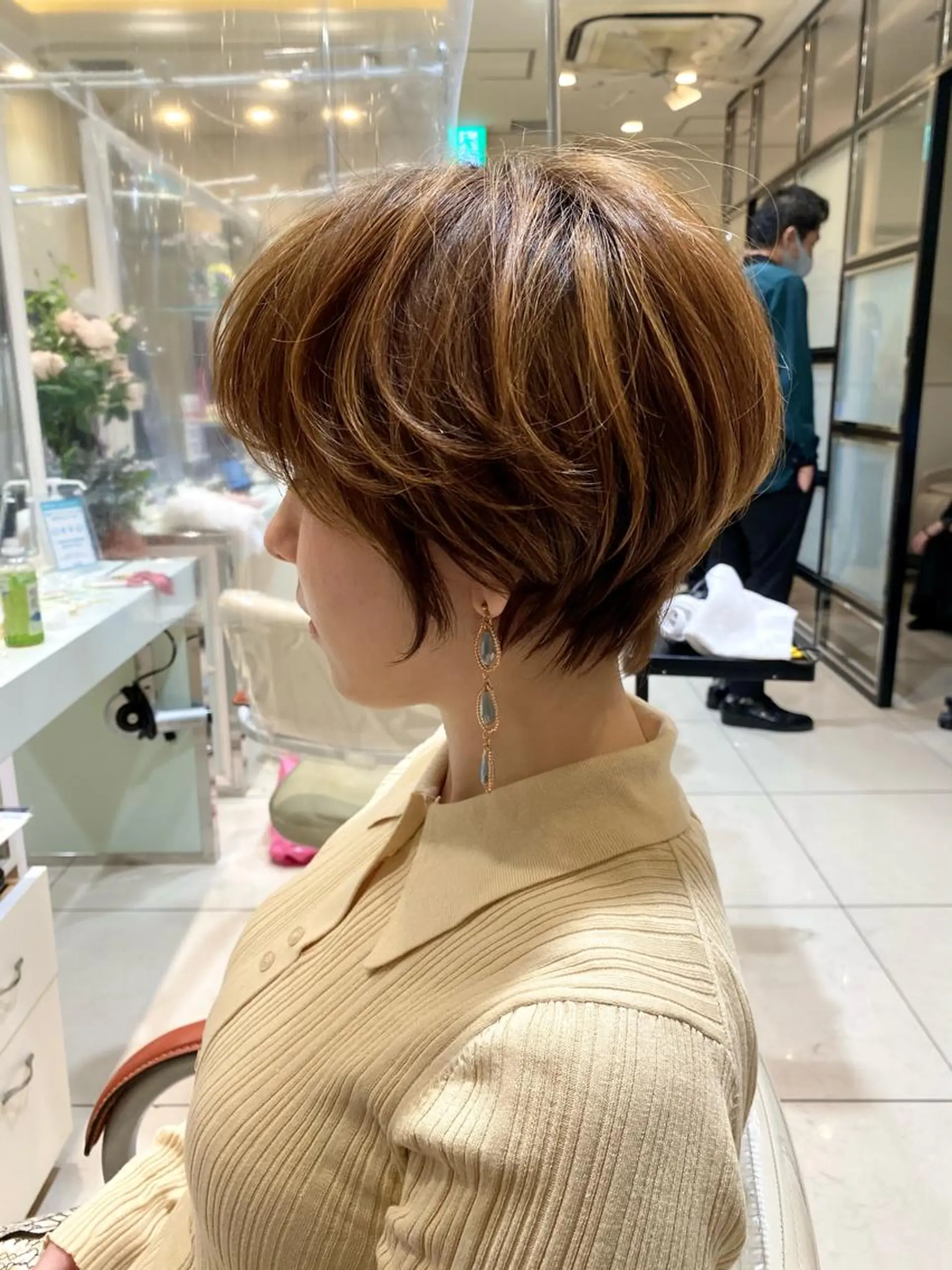ショート 横山 直輝のヘアスタイル