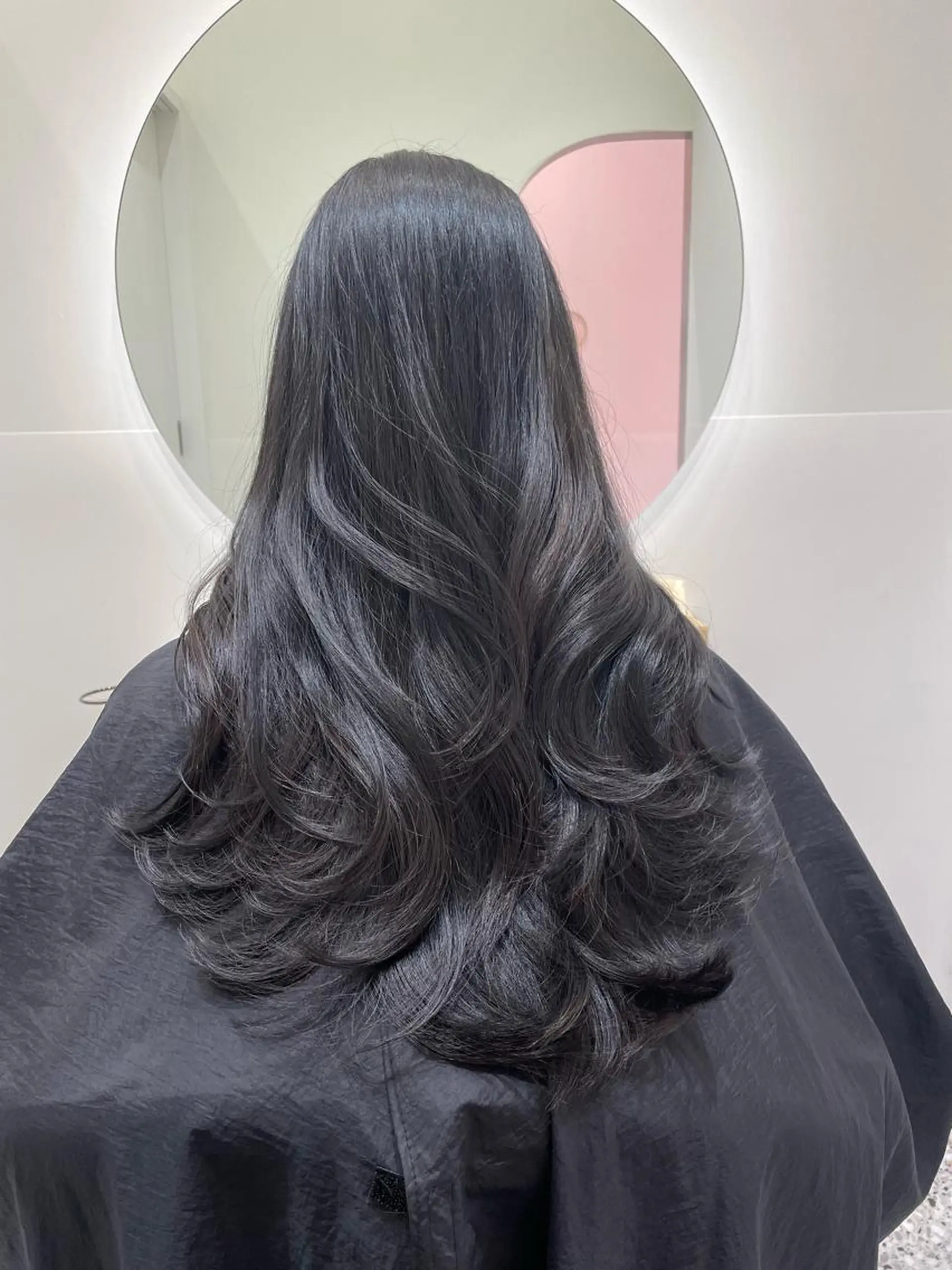 ロング ハイレイヤー 韓国風ヘア レイヤーカット カット ヘアカラー トリートメント ❤︎︎韓国ヘア❤︎︎ 𝑺𝒉𝒊𝒉𝒐のヘアスタイル