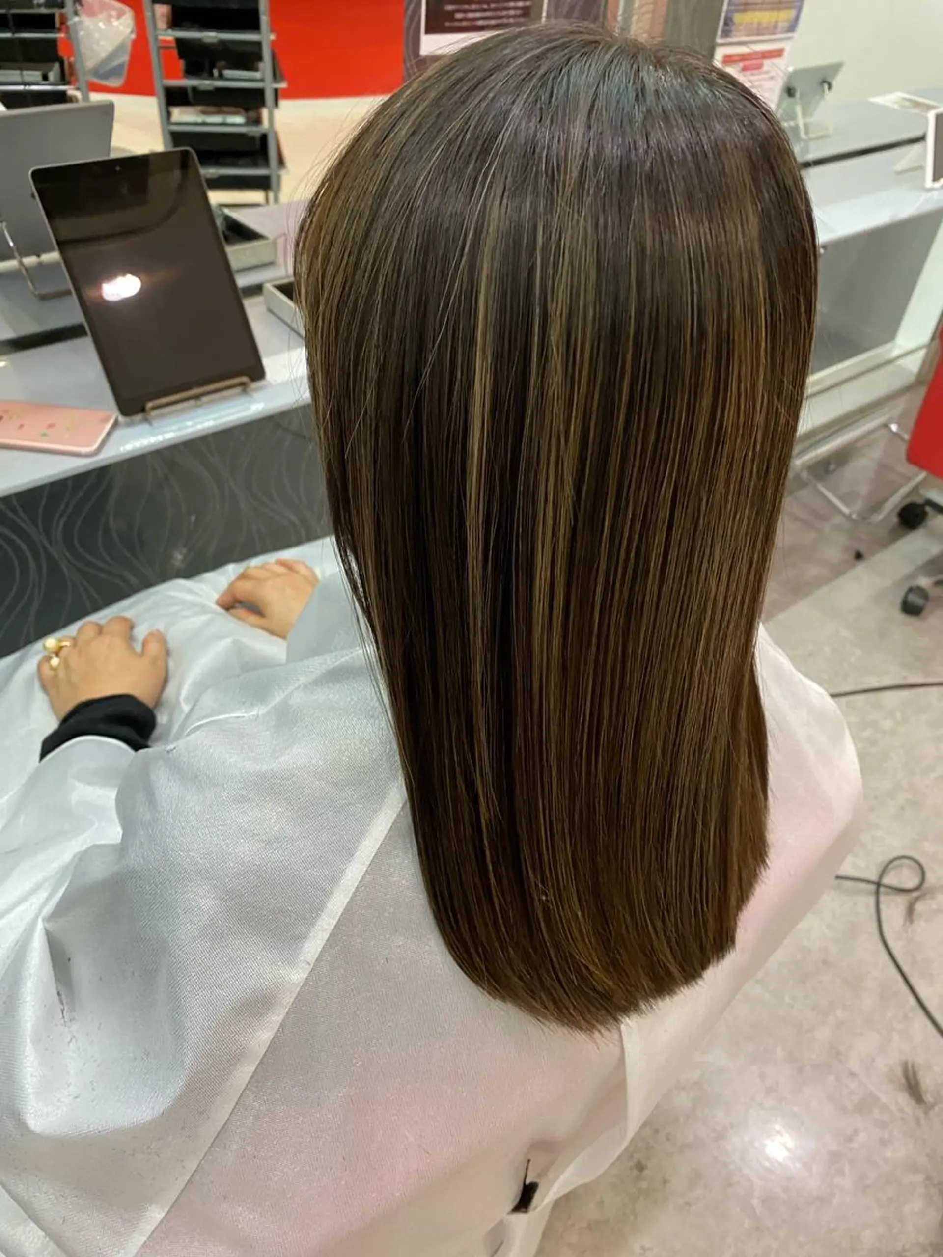 ロング カラー ハイライトカラー ハイライト トリートメント hair make huit8所属・ハイライト&ブリーチ 💇🏼‍♀MAHOのヘアスタイル