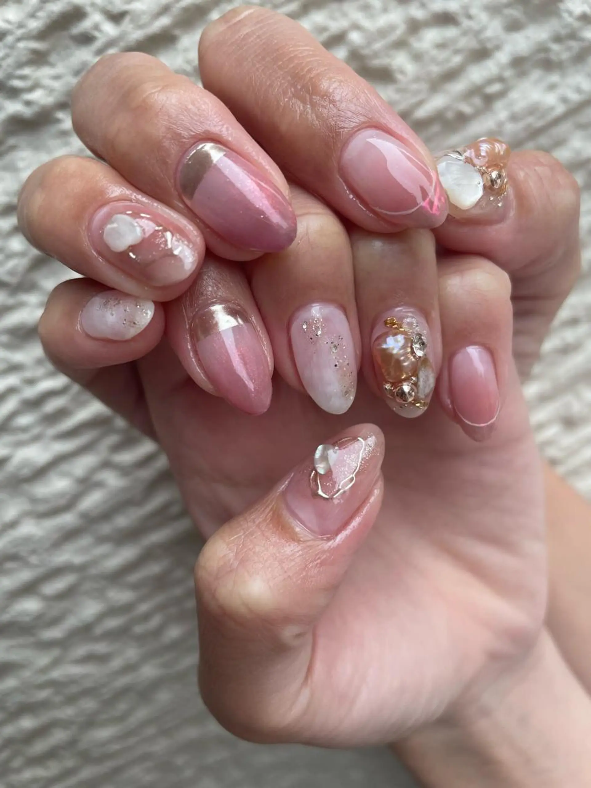 ロング カラー ヘアアレンジ キッズ ネイル マツエク・マツパ アイブロウ 福田 加奈のネイルデザイン