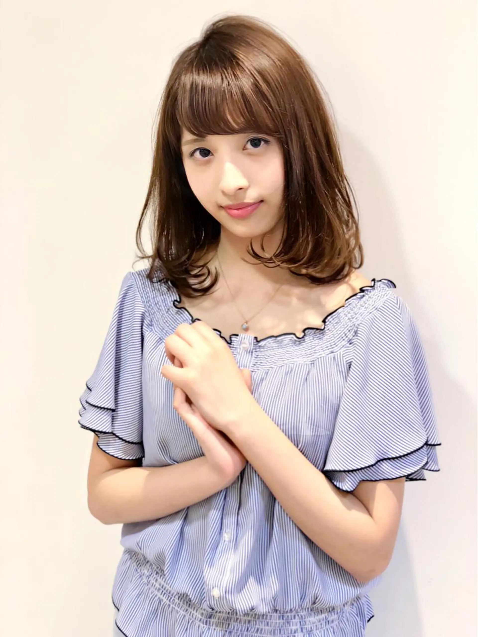 ミディアム カラー ベージュカラー ディレクター ノナカのヘアスタイル