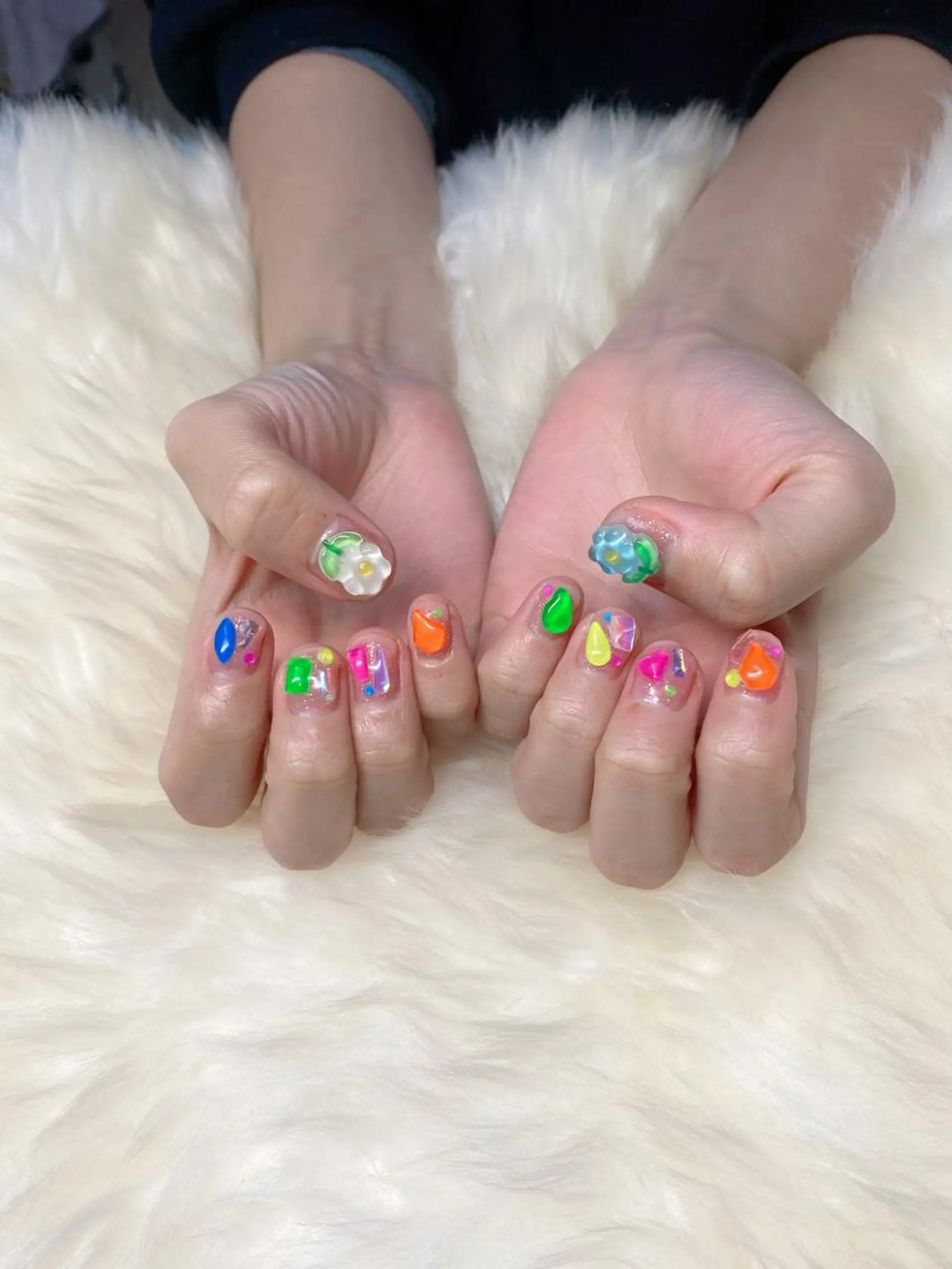 ショート ハンドネイル ハンドケア 💜MIYA nail川崎店のネイルデザイン