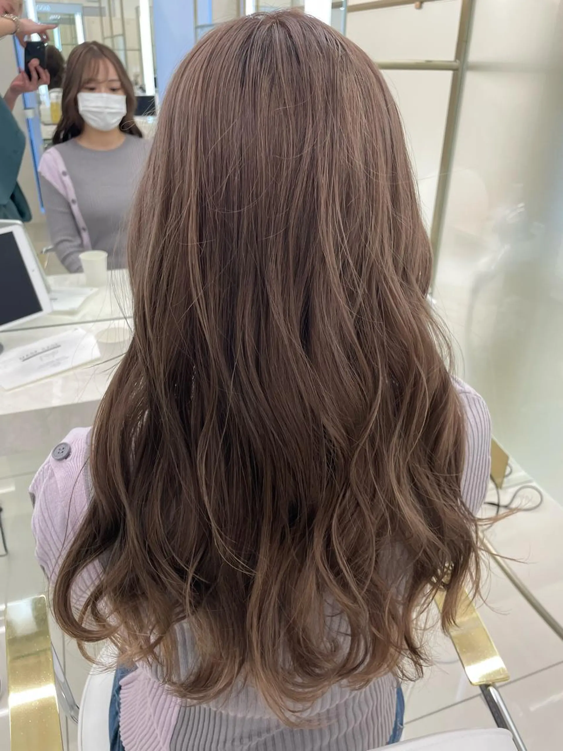 ロング カラー ベージュカラー ミルクティーベージュ ヘアカラー トリートメント COA GINZA 空也/前髪/顔まわりのヘアスタイル