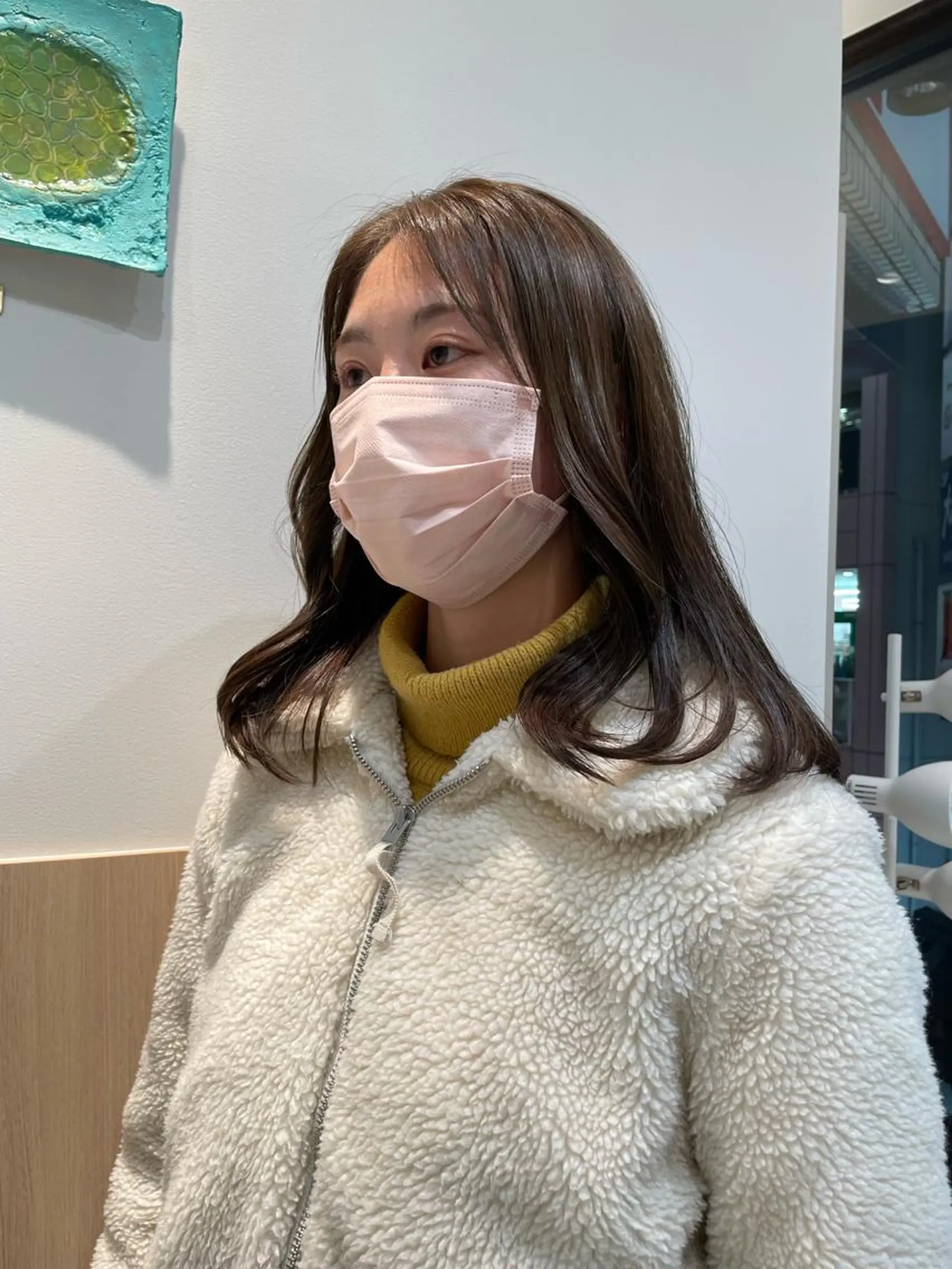 セミロング カラー 💗モデルカット 募集中のヘアスタイル