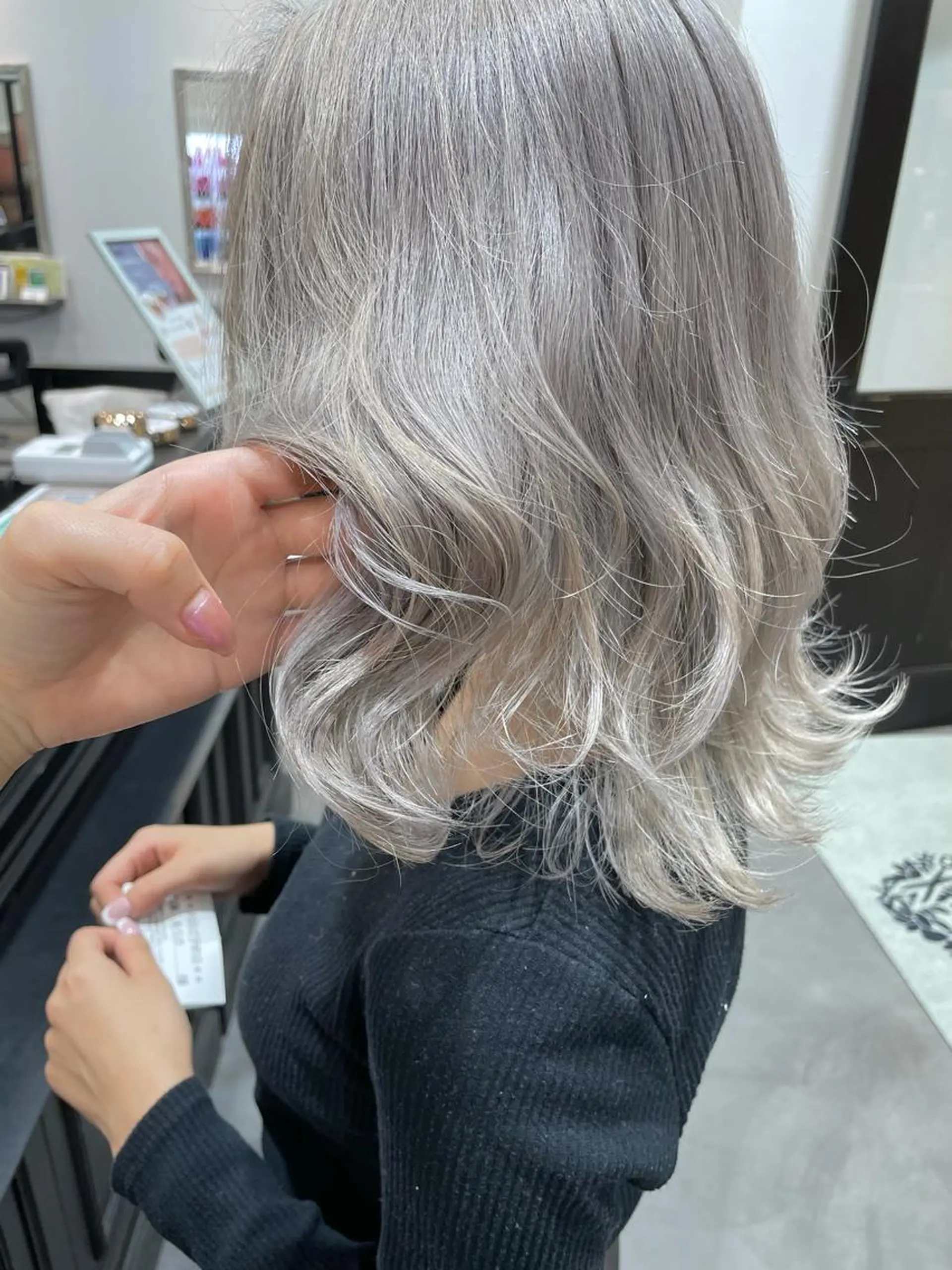 ミディアム カラー ヘアアレンジ 小倉 愛里のヘアスタイル