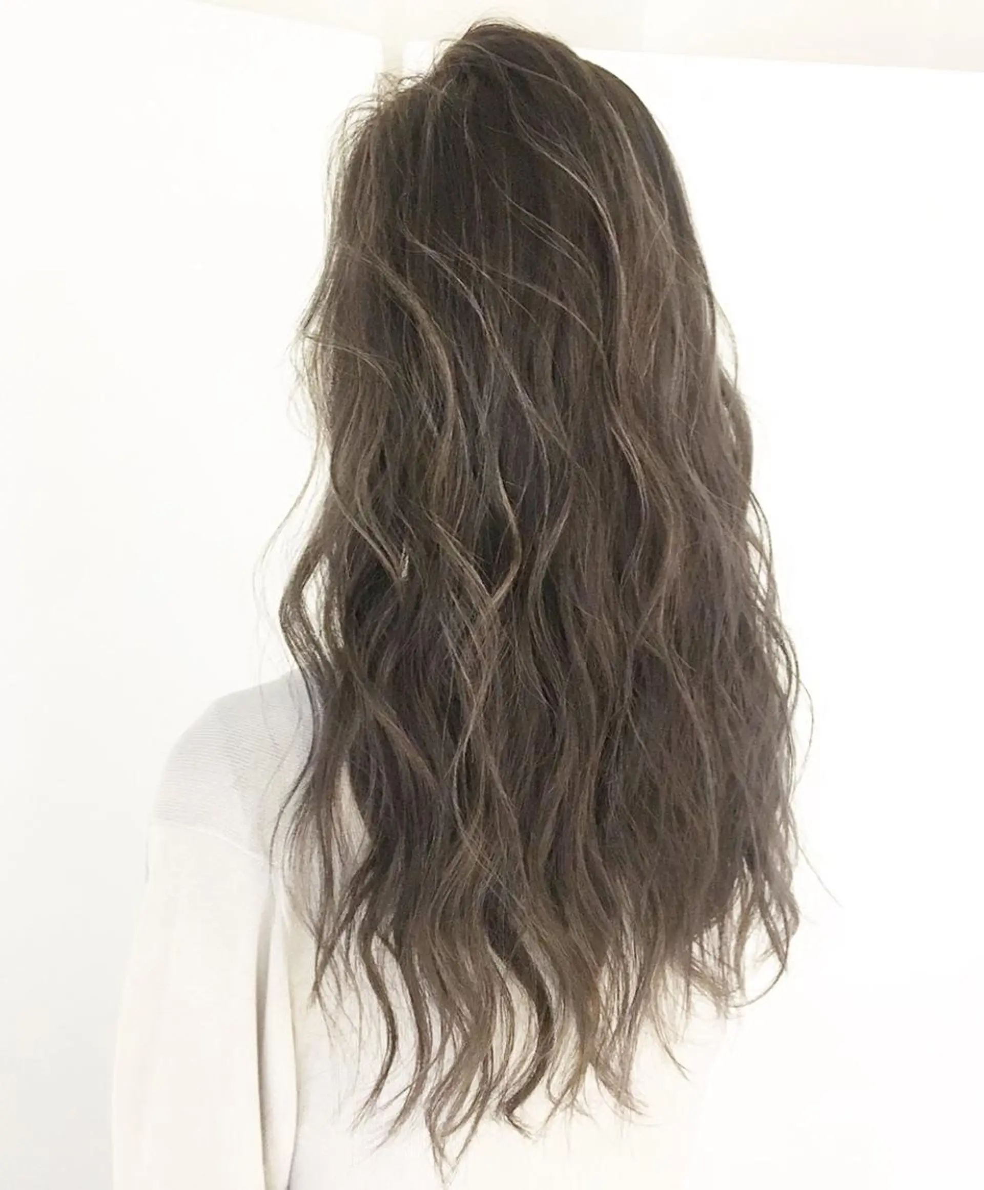 ロング ハイライト 渡辺 健太のヘアスタイル