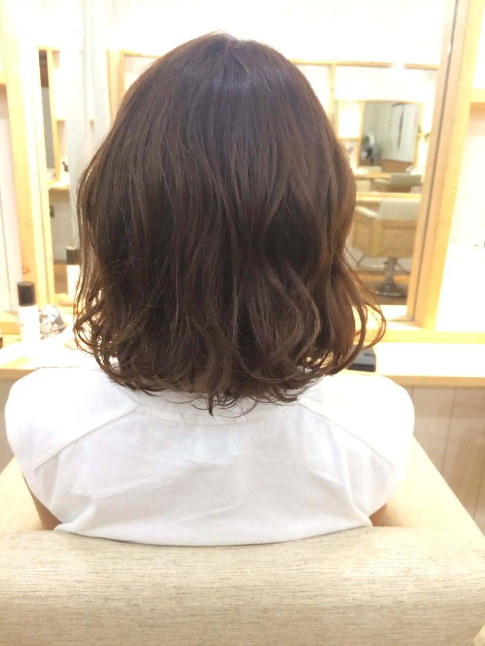 ショート カラー DEE okazakiのヘアスタイル