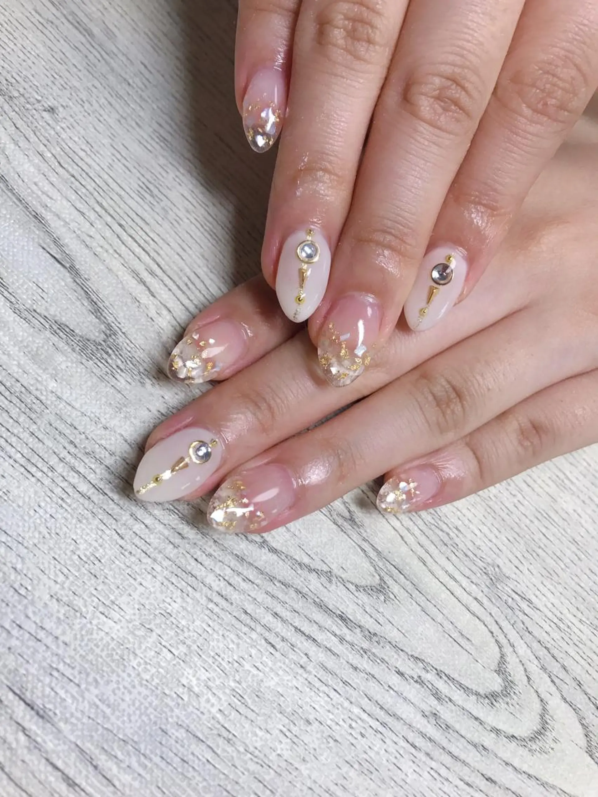 ネイル アートネイル 【カメレオン】 上村 祥子のヘアスタイル