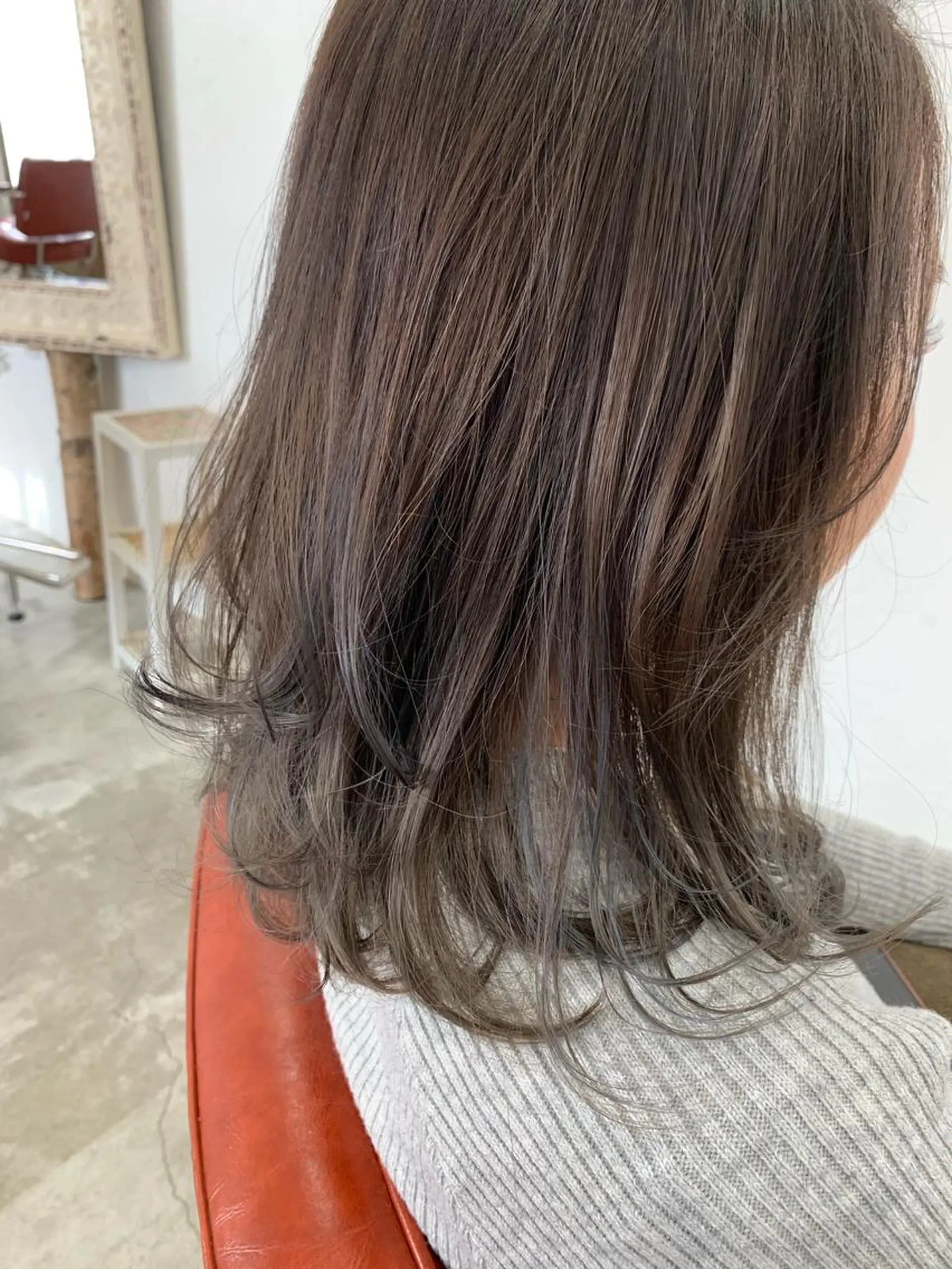 セミロング カラー カット ヘアカラー fio マナミのヘアスタイル