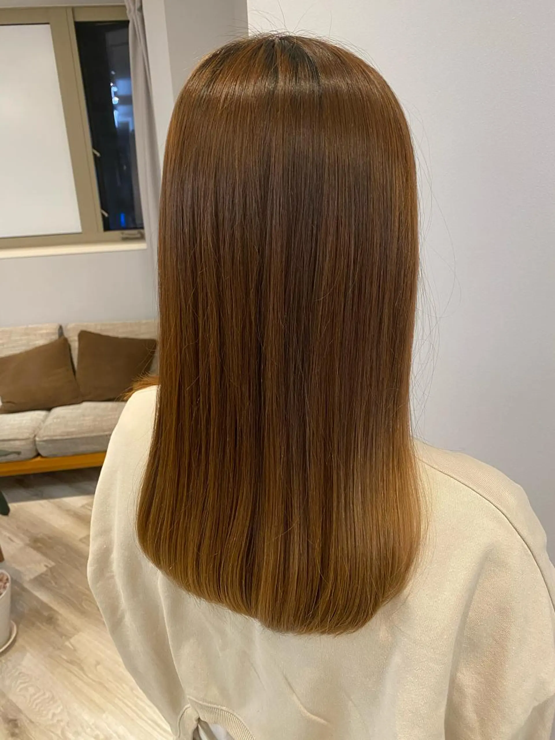 ロング ロング 透明感カラー✨ 酸性ストレート特化のヘアスタイル