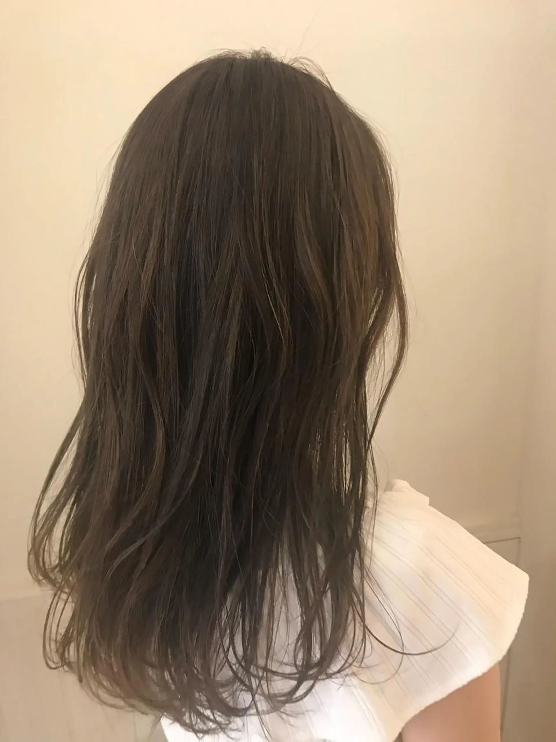 ロング カラー ブリーチ 透明感カラー グレージュ 清水　ちひろ ✄トップスタイリストのヘアスタイル