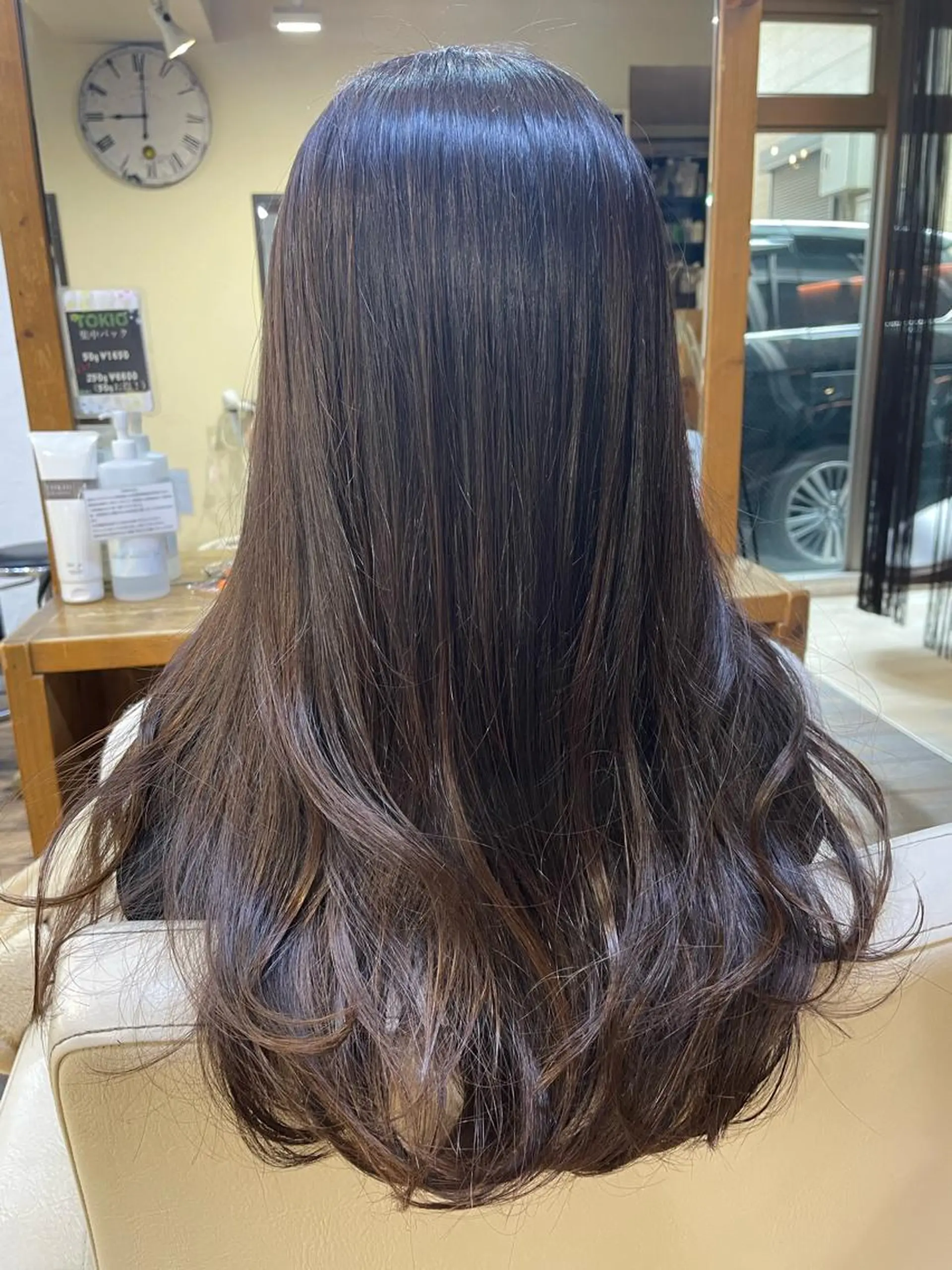 セミロング 縮毛矯正 brote所属・山木 裕子のヘアスタイル