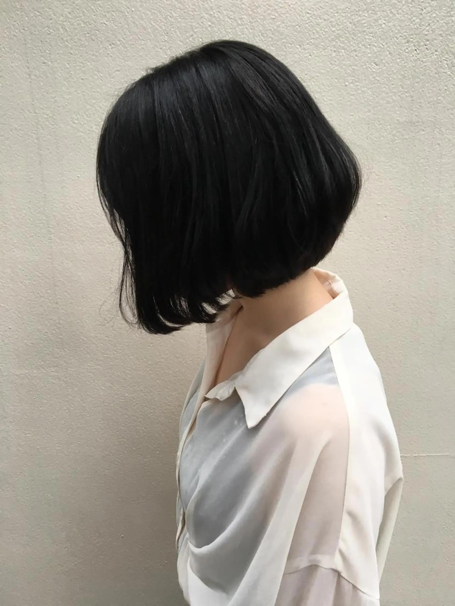 ミディアム カラー THE DAY所属・AKI HASHIMOTOのヘアスタイル