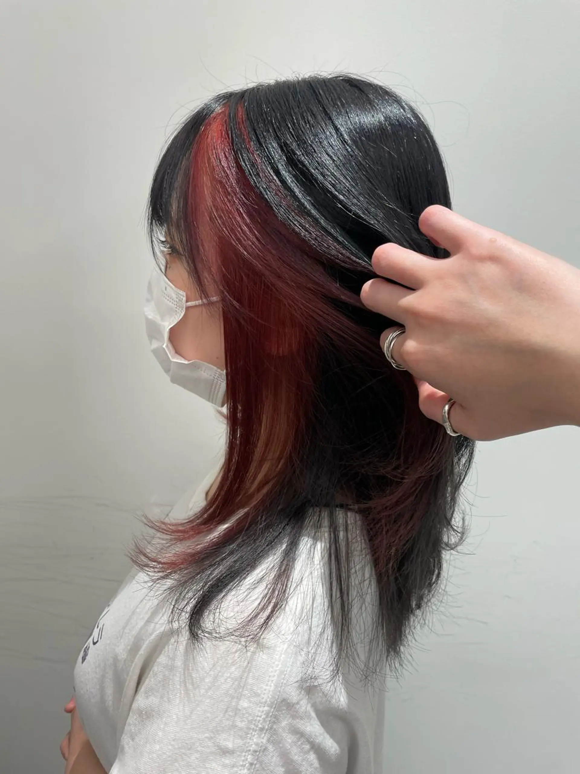 ロング あずま みゆのヘアスタイル