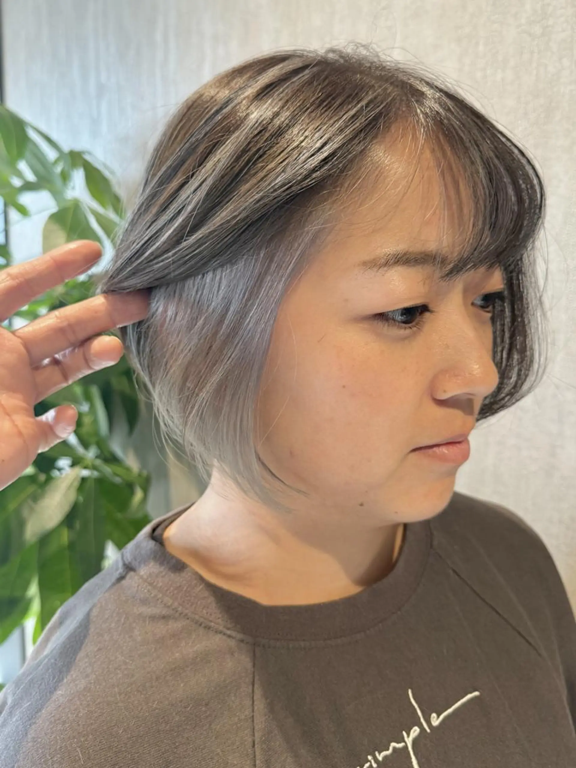 ミディアム Li'a【リア】 さんのヘアスタイル