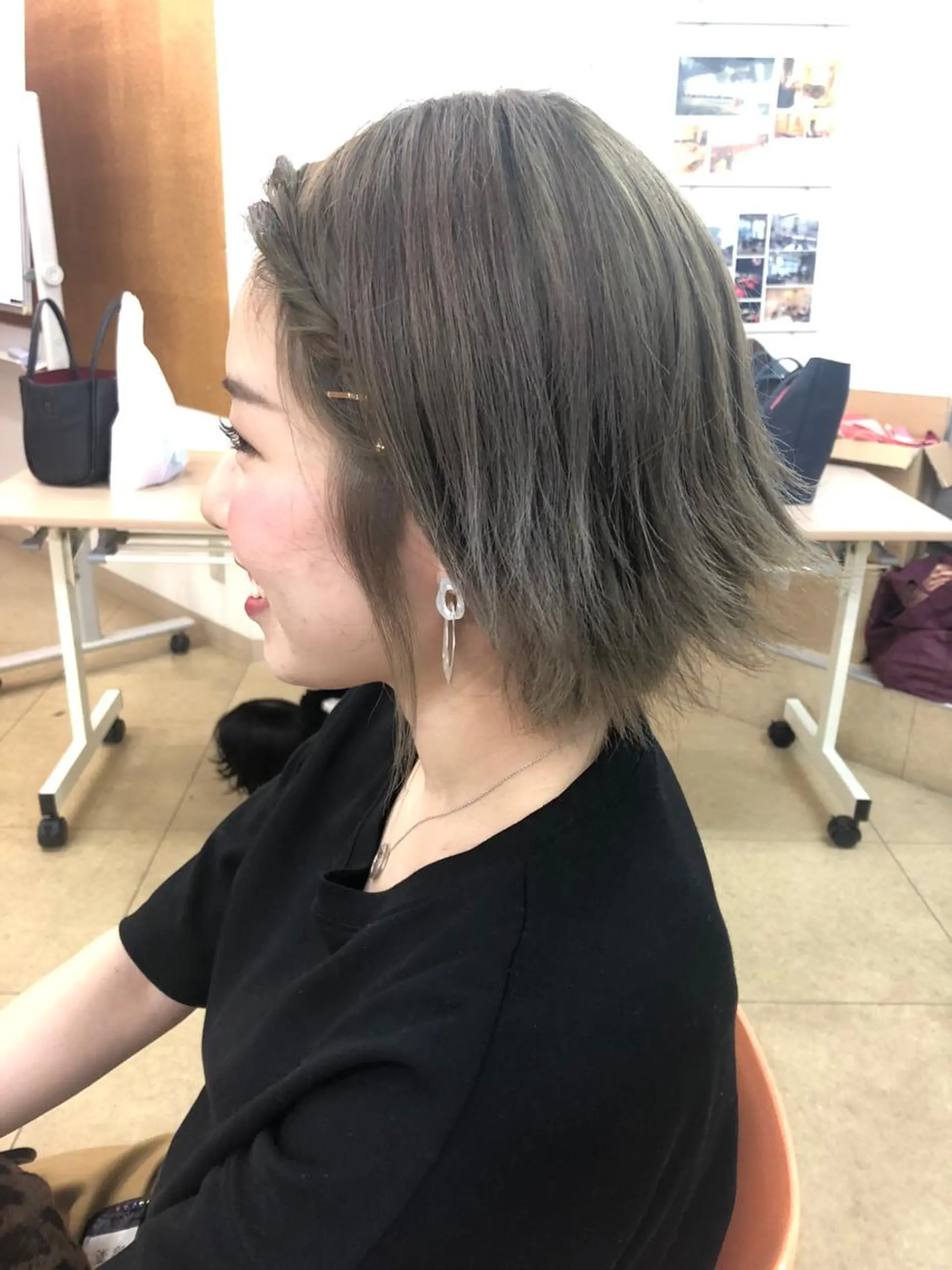 ミディアム カット ヘアカラー トリートメント 🍭透明感カラー 志賀拓海🍬🌈のヘアスタイル