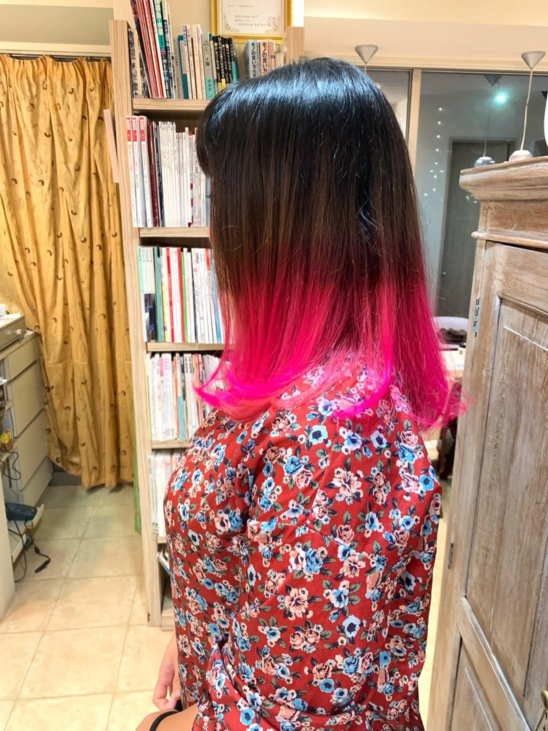 ロング カラー nishimura makotoのヘアスタイル